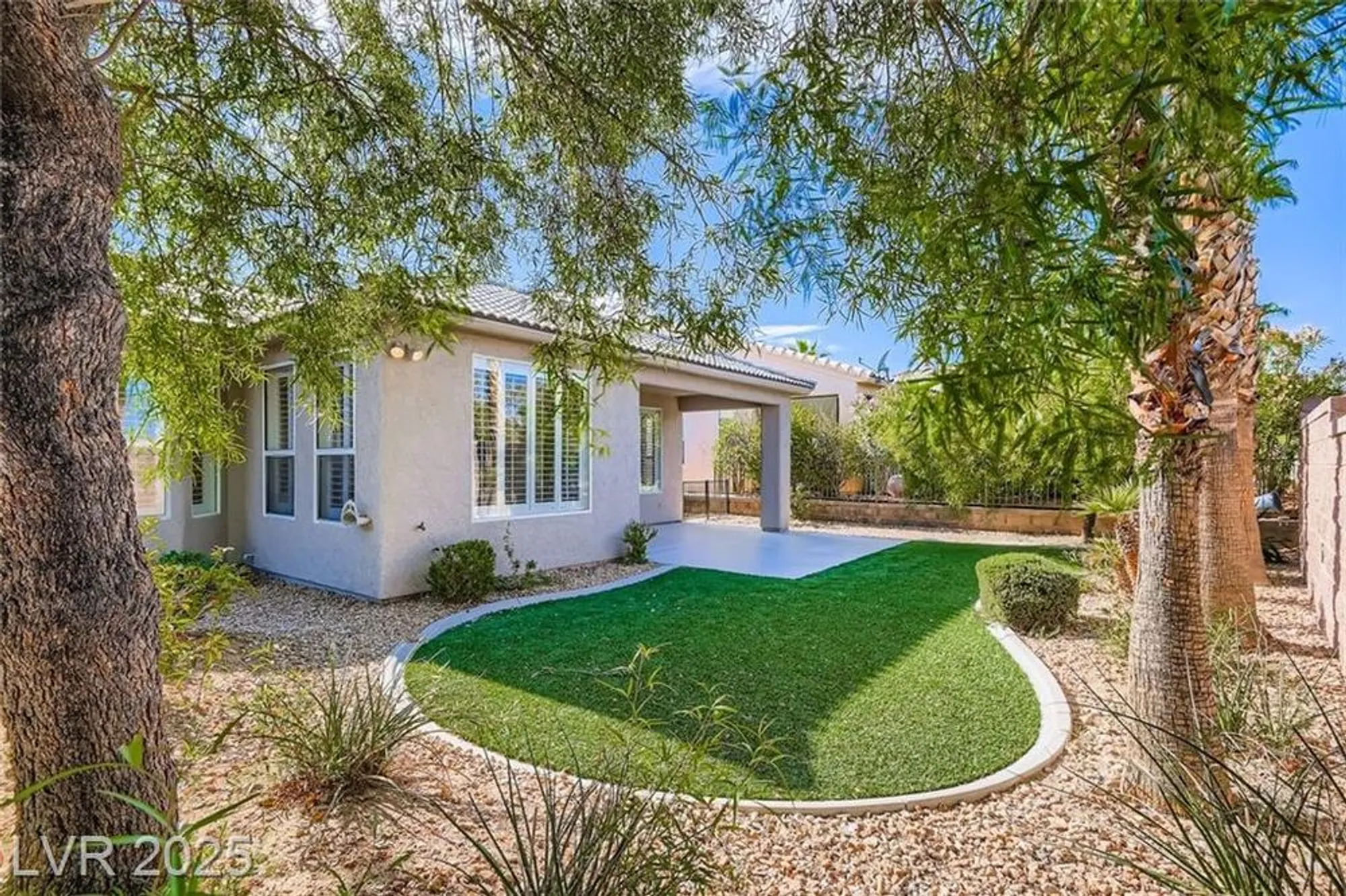 Property Slideshow image 23 of 37 | 10554 sopra ct, Las Vegas, NV, 89135