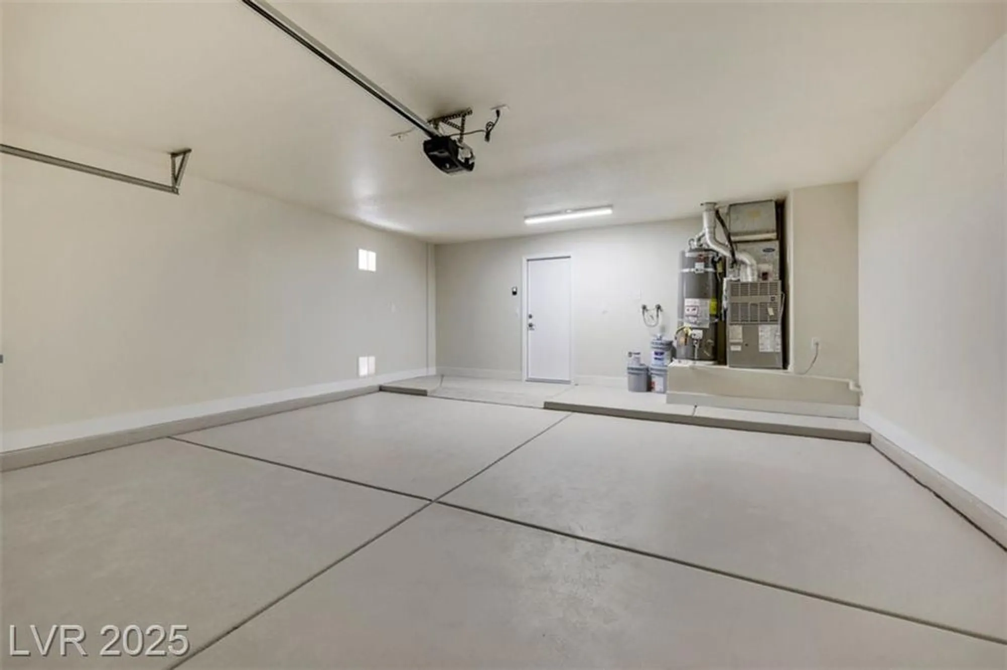 Property Slideshow image 29 of 31 | 2441 banora point dr, Las Vegas, NV, 89134