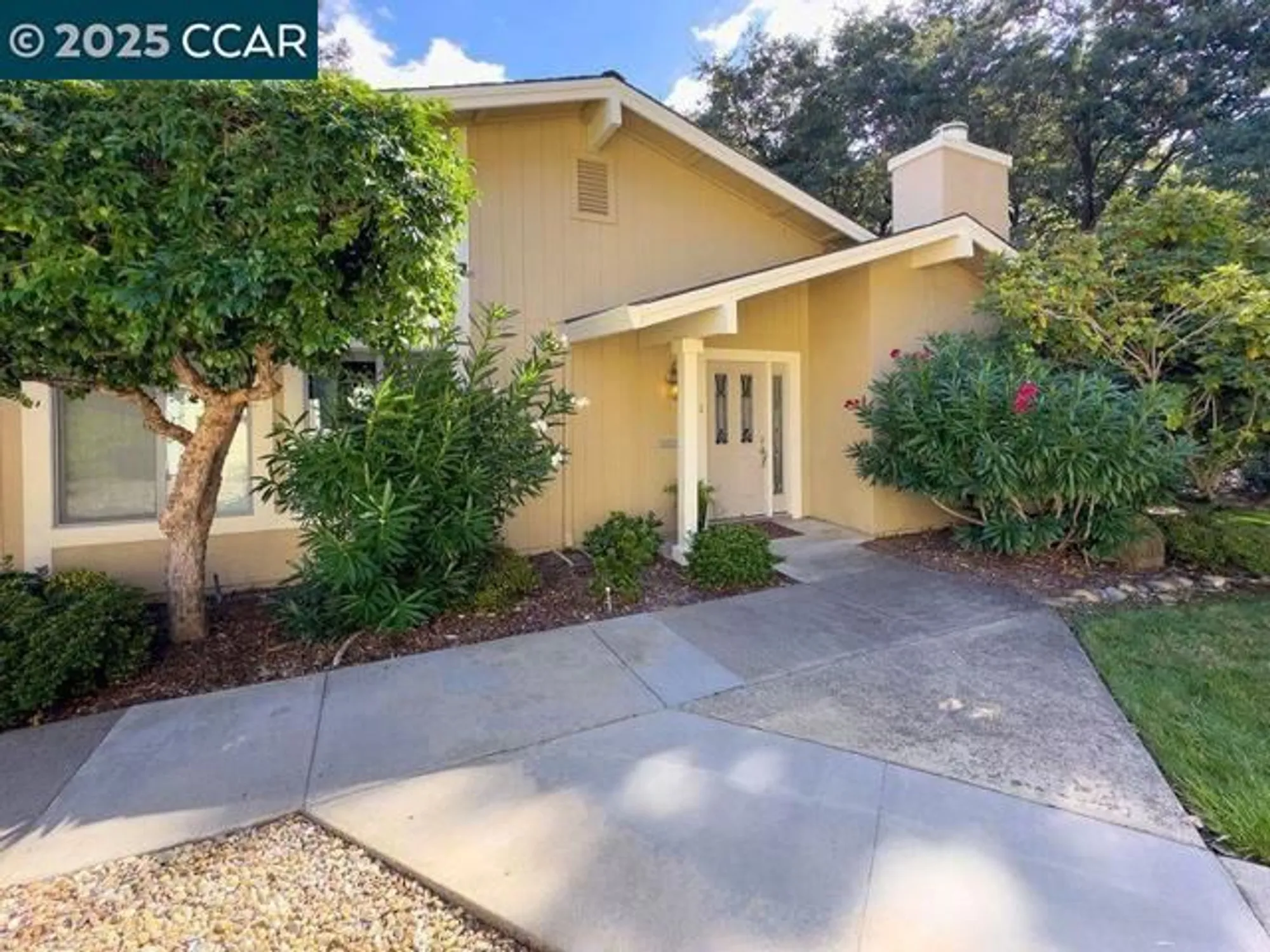 Property Slideshow image 1 of 35 | 2733 ptarmigan dr 2, Walnut Creek, CA, 94595