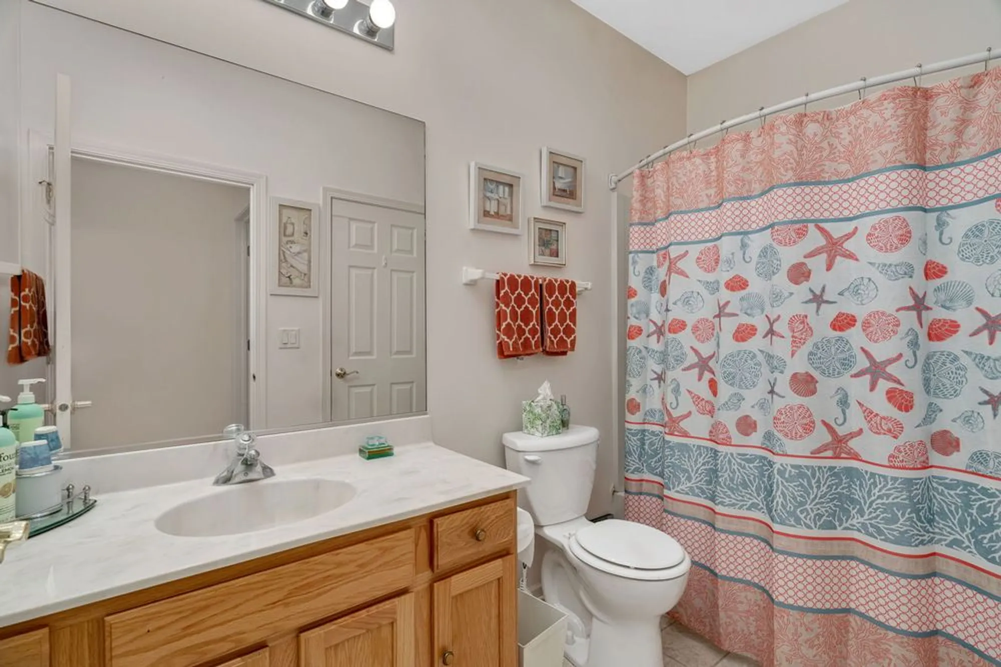 Property Slideshow image 18 of 32 | 21201 lily lake ln, Crest Hill, IL, 60403