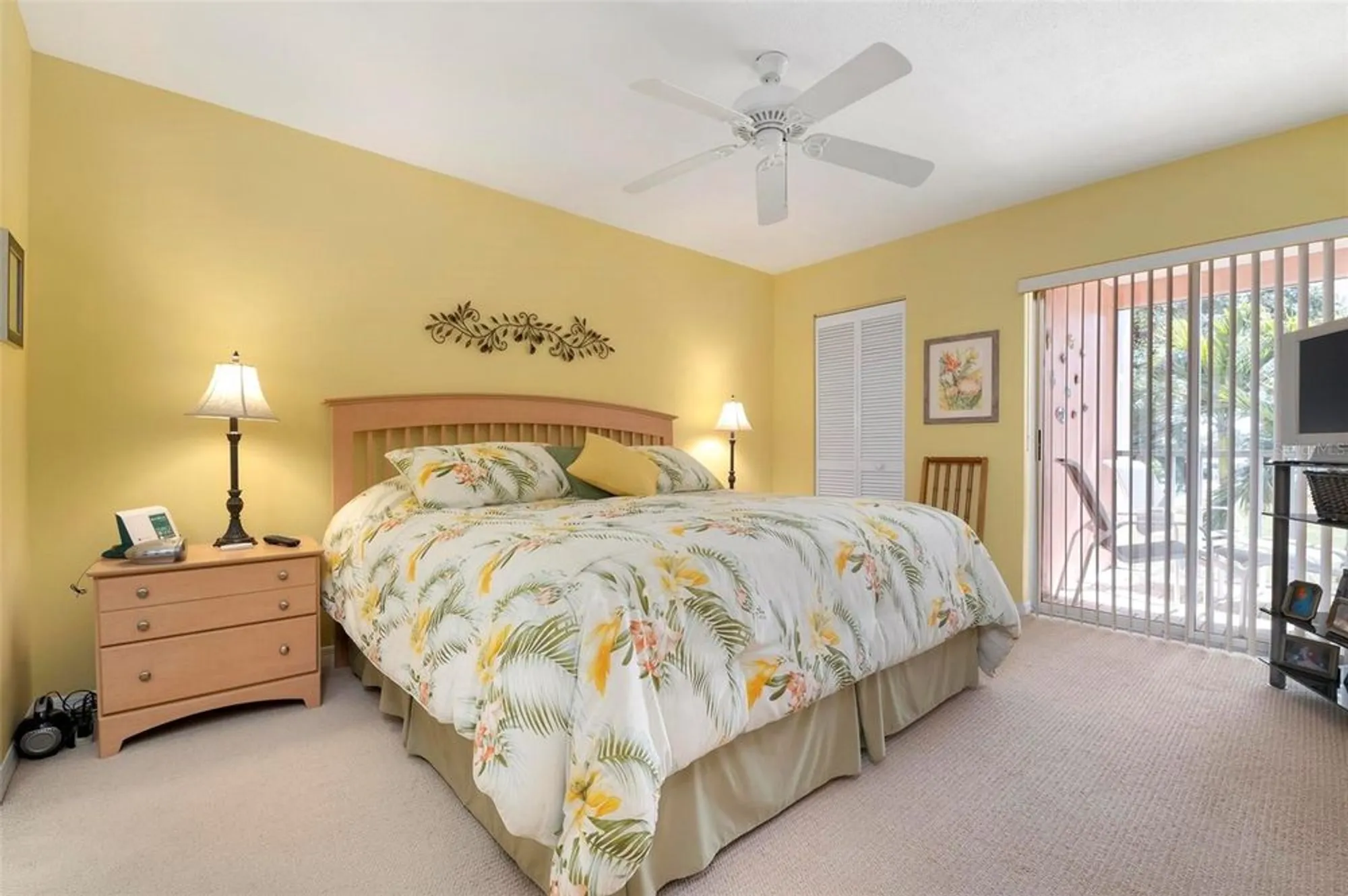 Property Slideshow image 14 of 68 | 458 cerromar rd 483, Venice, FL, 34293