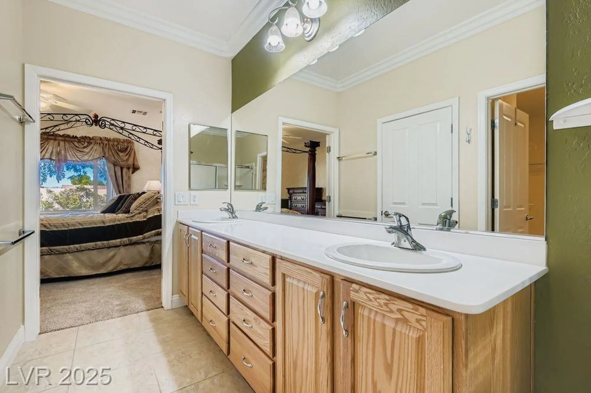 Property Slideshow image 18 of 30 | 2458 evening twilight ave, Henderson, NV, 89044