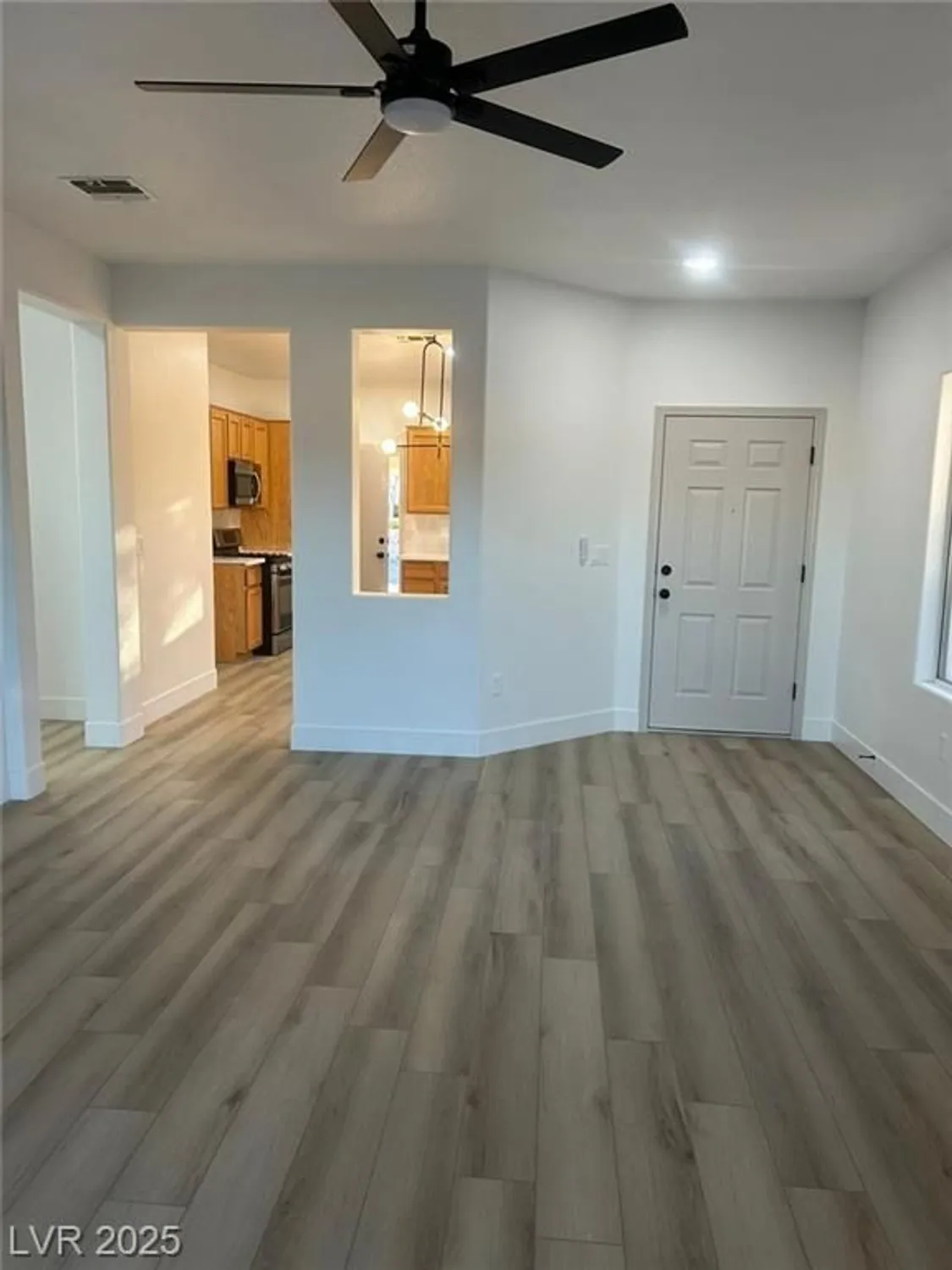 Property Slideshow image 4 of 22 | 1376 forlana dr, Henderson, NV, 89052