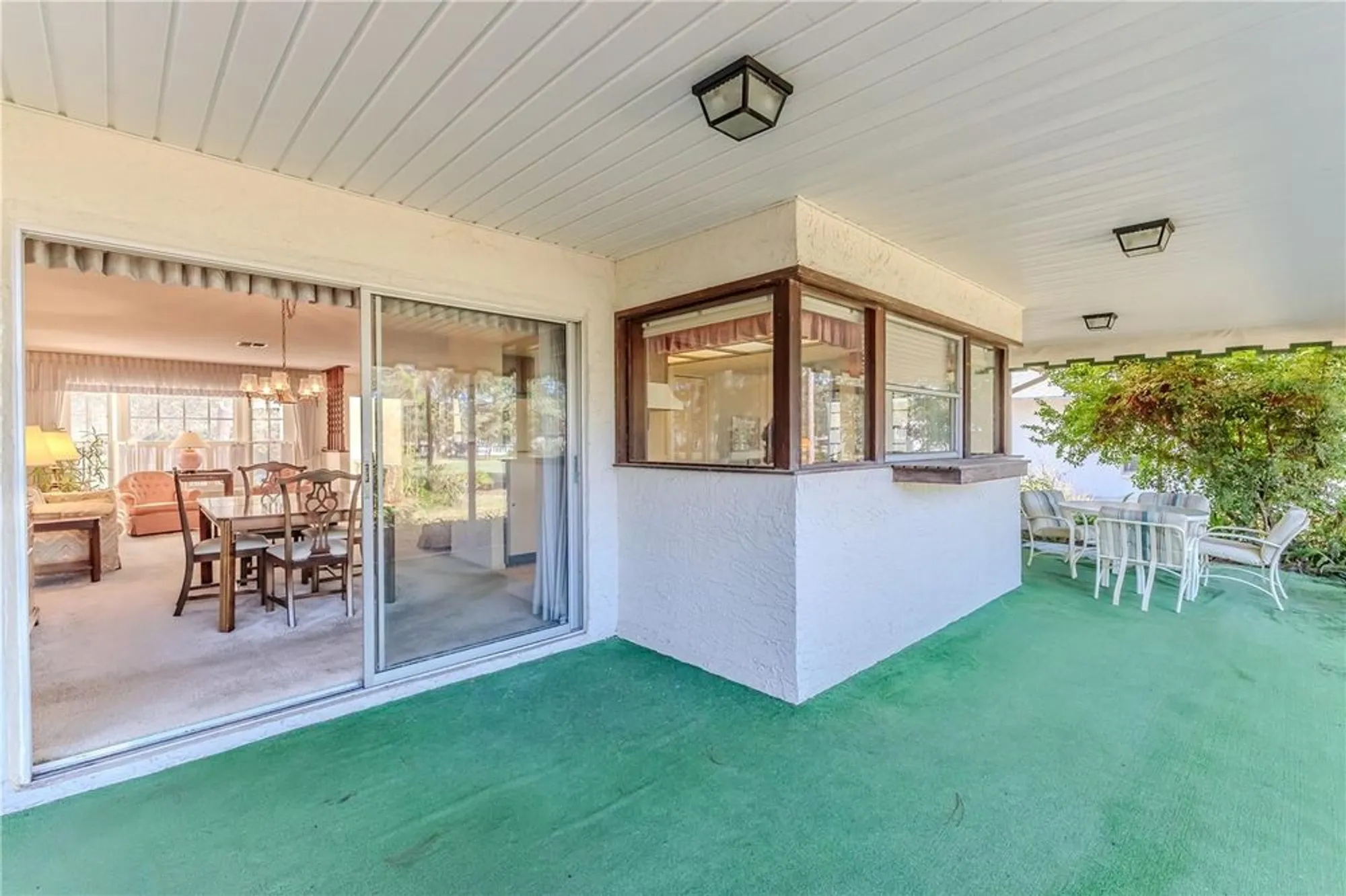 Property Slideshow image 50 of 73 | 2193 timber lodge ln, Spring Hill, FL, 34606