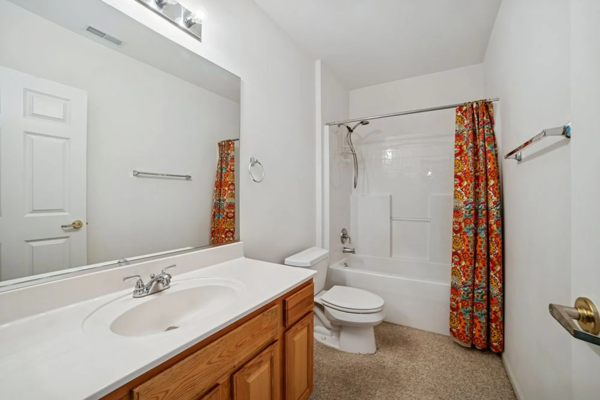 Property Slideshow image 16 of 21 | 12663 cold springs dr, Huntley, IL, 60142