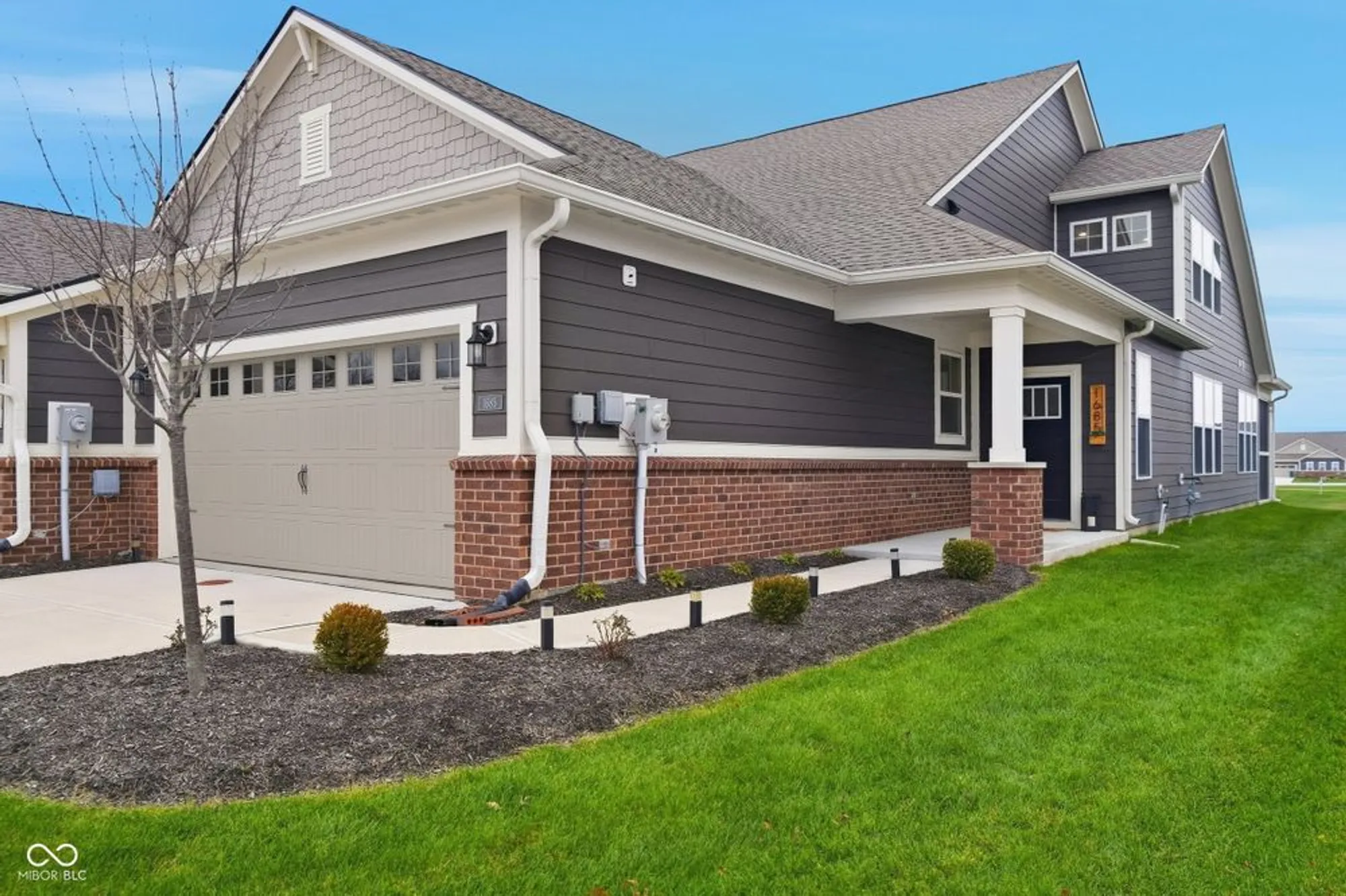 Property Slideshow image 1 of 34 | 1685 garwood dr, Westfield, IN, 46074