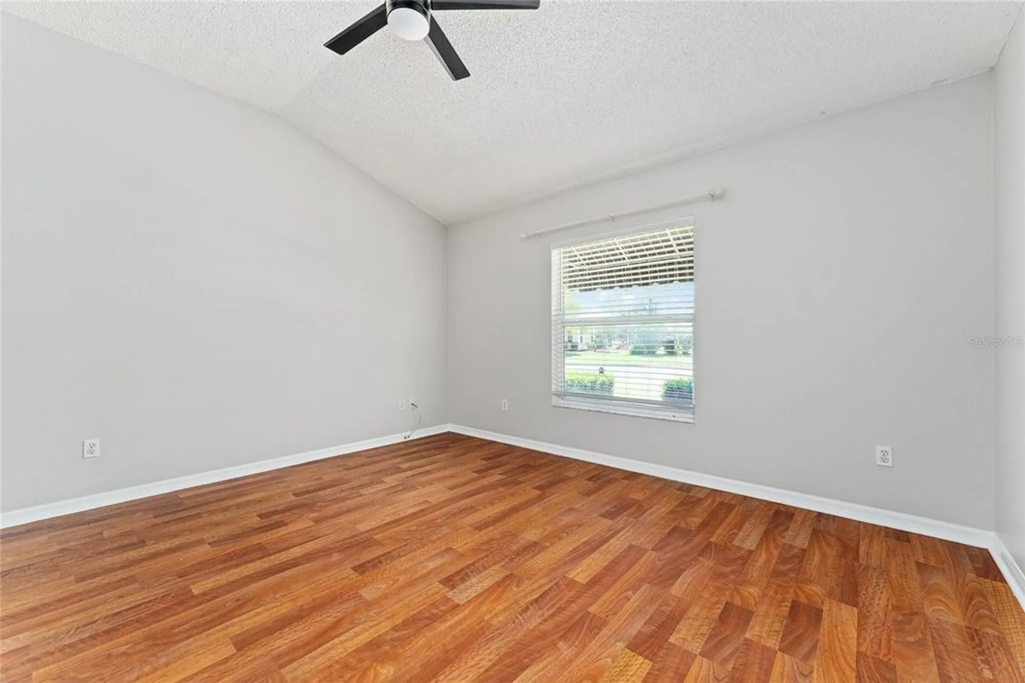 Property Slideshow image 30 of 50 | 2461 merida cir, The Villages, FL, 32162