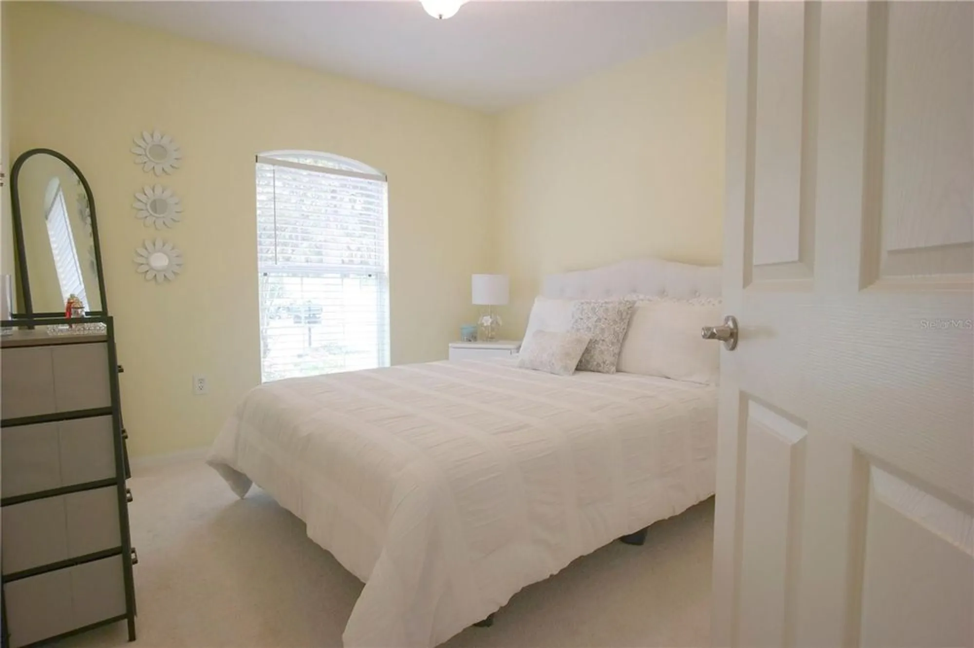 Property Slideshow image 22 of 36 | 516 millifiora ln, Kissimmee, FL, 34759