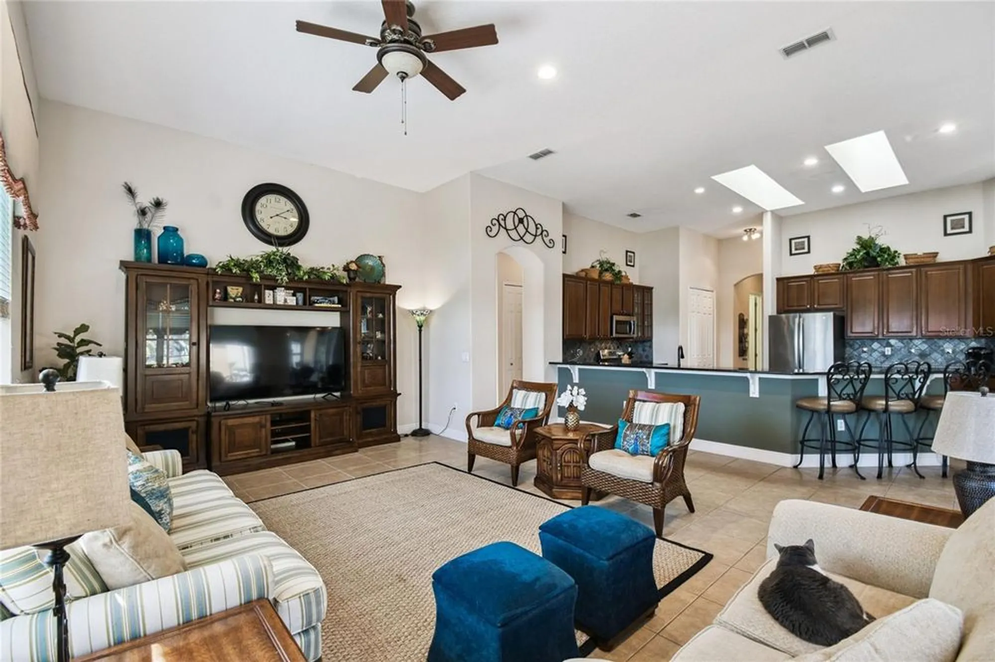 Property Slideshow image 27 of 83 | 116 amalfi ln, Poinciana, FL, 34759