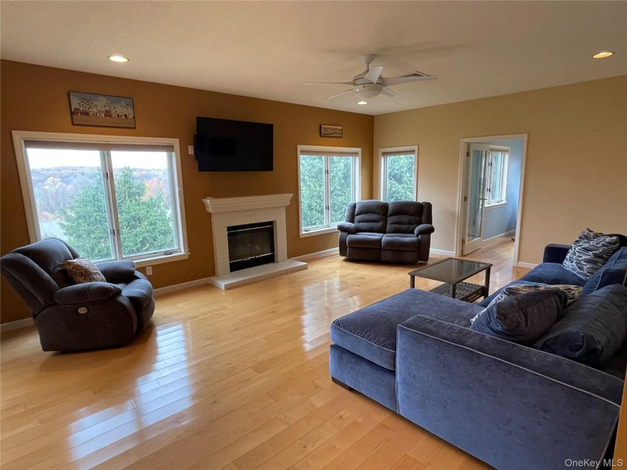 Property Slideshow image 19 of 36 | 418 heritage hls c, Somers, NY, 10589