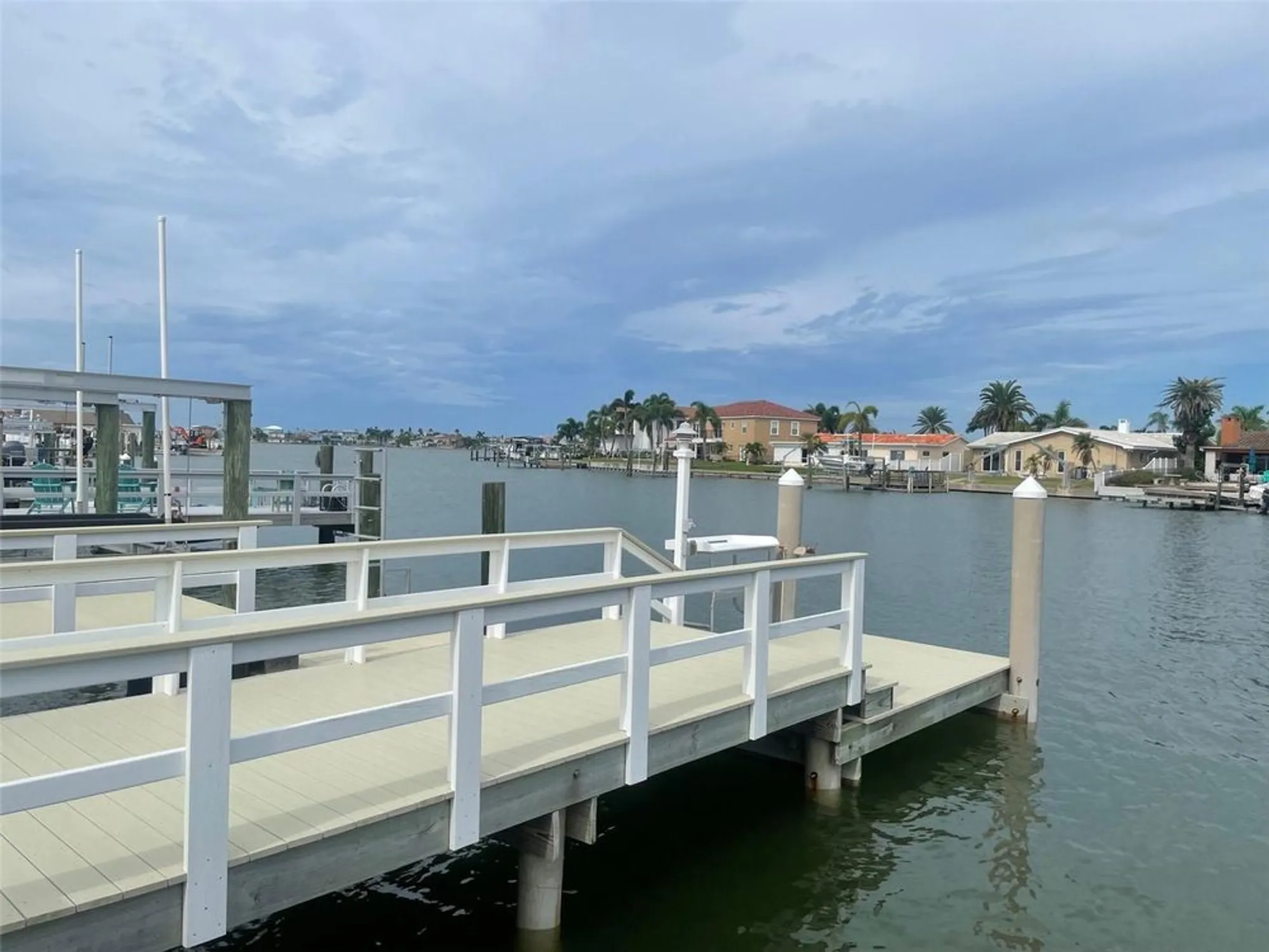 Property Slideshow image 46 of 50 | 543 boca ciega point blvd n # 2709, St Petersburg, FL, 33708