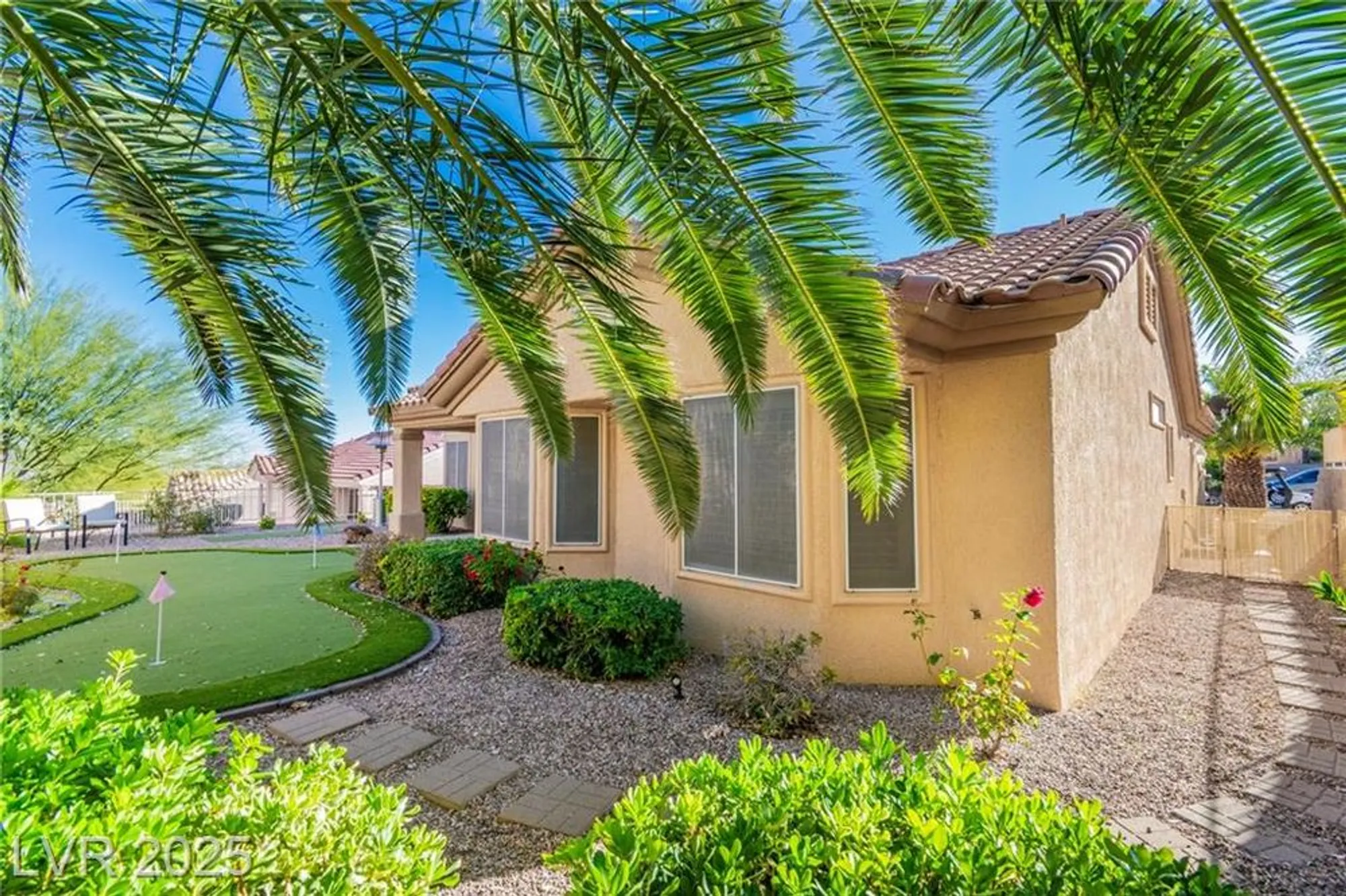 Property Slideshow image 24 of 30 | 10400 georgetown pl, Las Vegas, NV, 89134