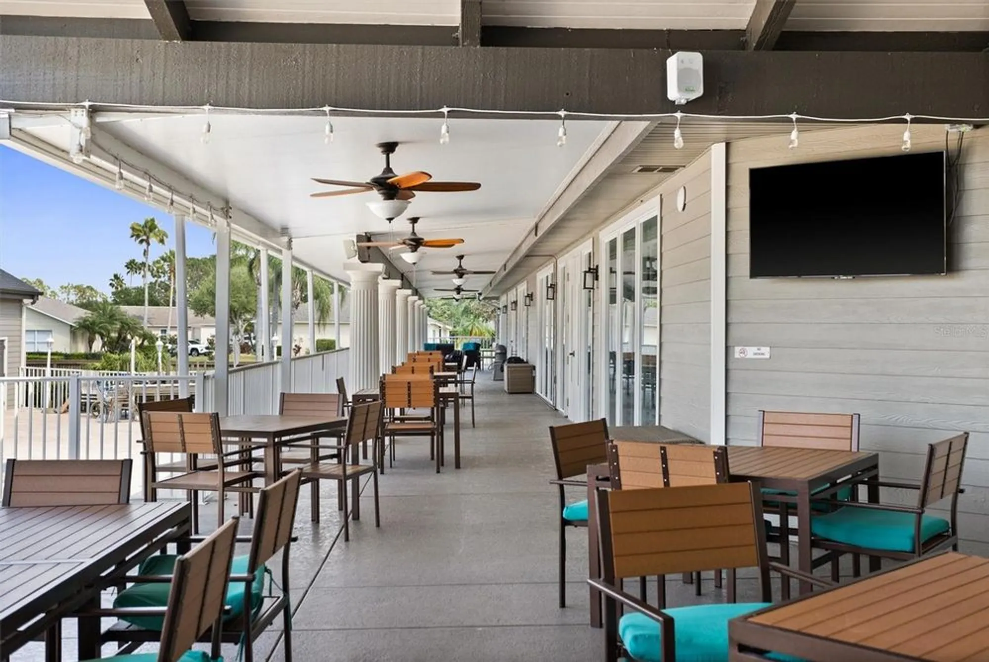 Property Slideshow image 52 of 68 | 1046 almondwood dr, Trinity, FL, 34655