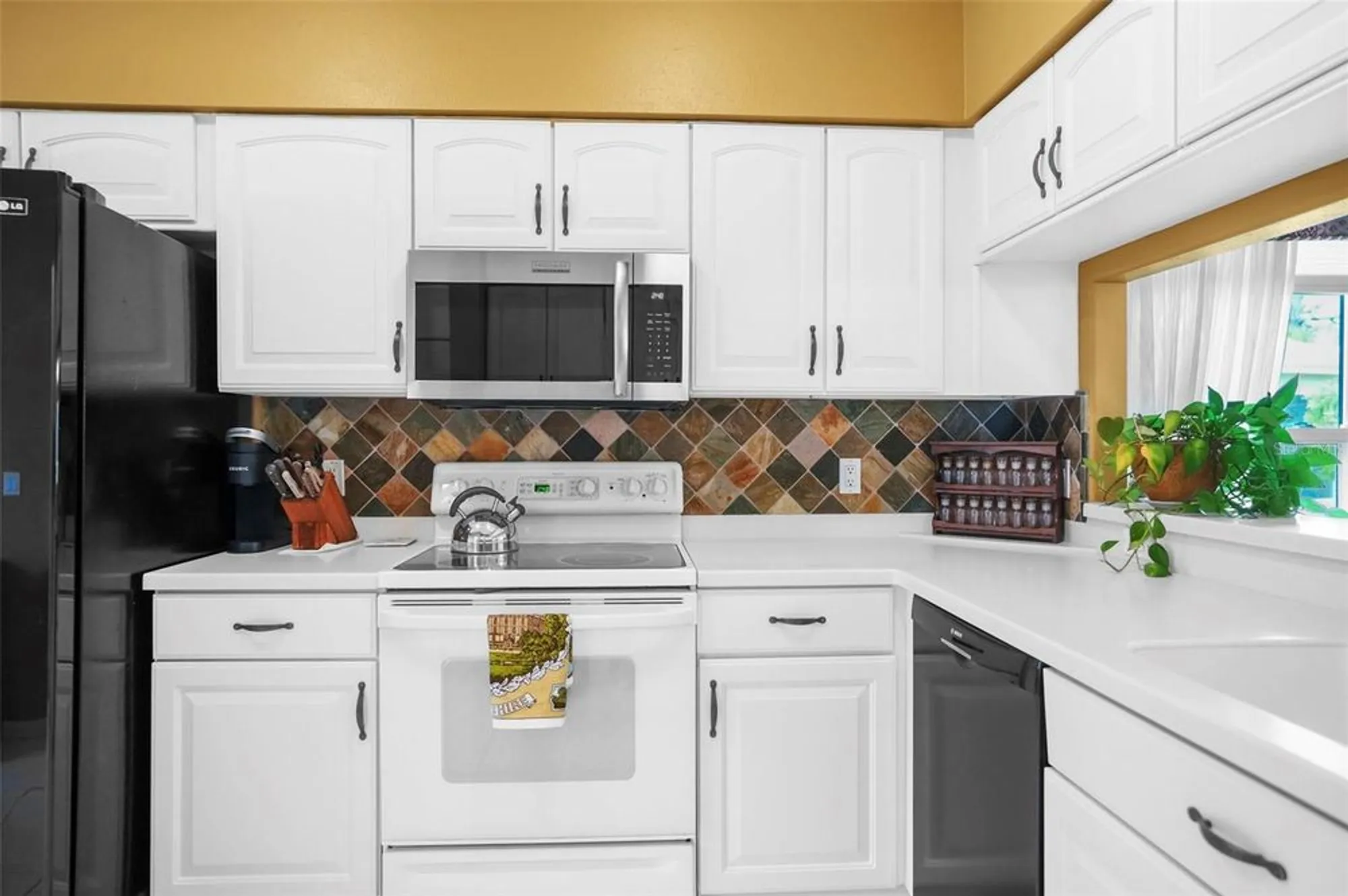 Property Slideshow image 17 of 66 | 11728 wheatfield loop, Hudson, FL, 34667