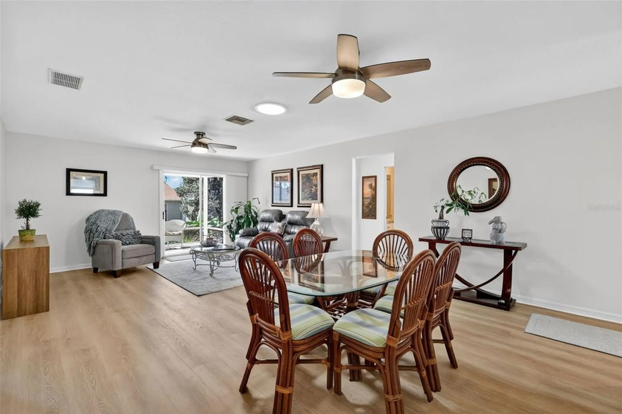 Property Slideshow image 11 of 39 | 17076 se 96th chapelwood cir, The Villages, FL, 32162