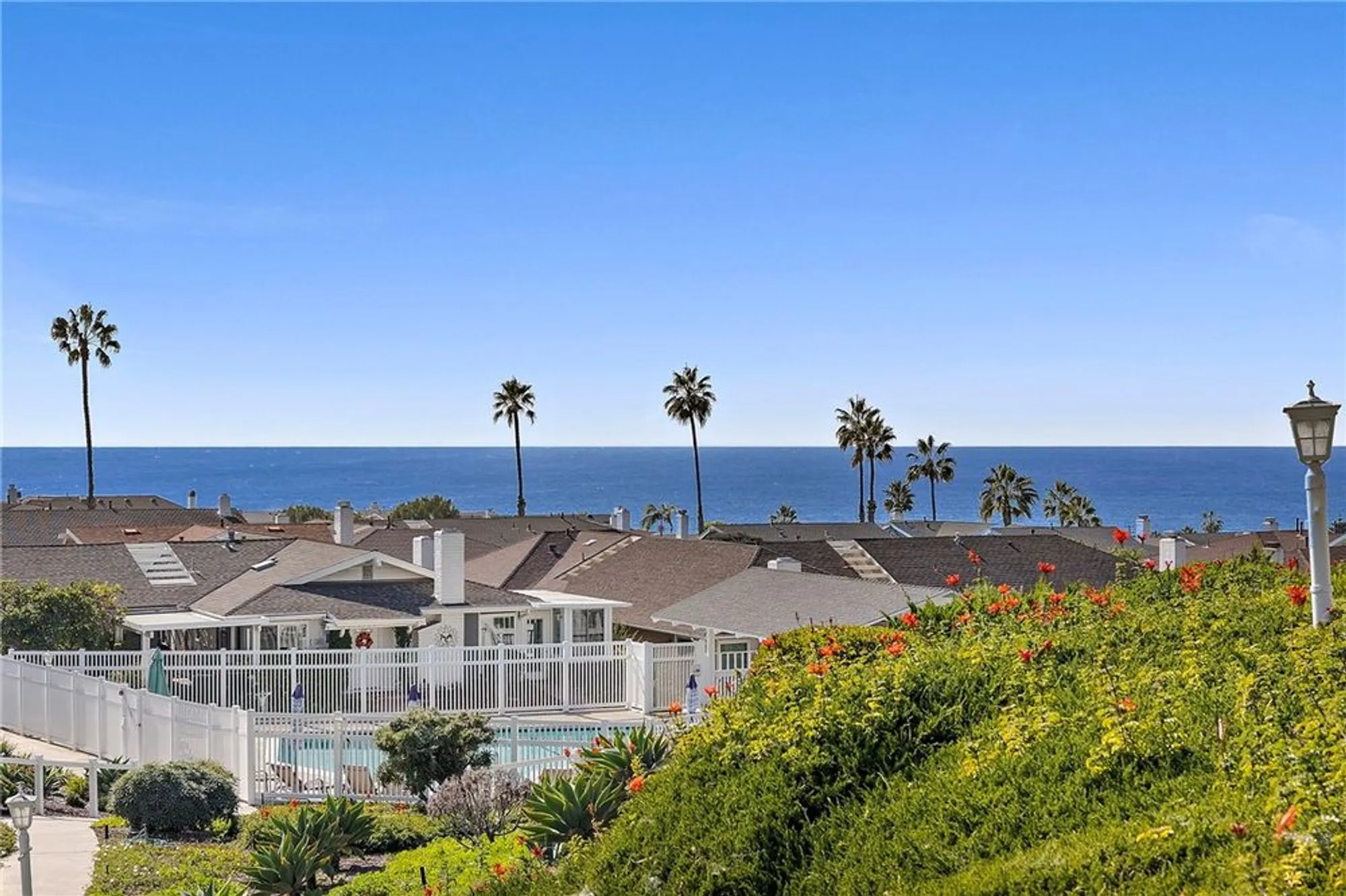 Property Slideshow image 14 of 20 | 408 camino san clemente, San Clemente, CA, 92672