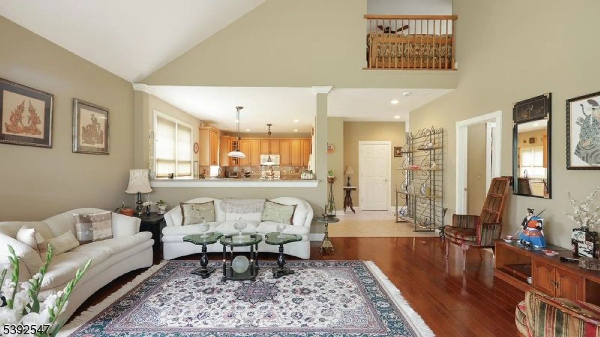 Property Slideshow image 13 of 38 | 13 bray ct, Somerset, NJ, 08873