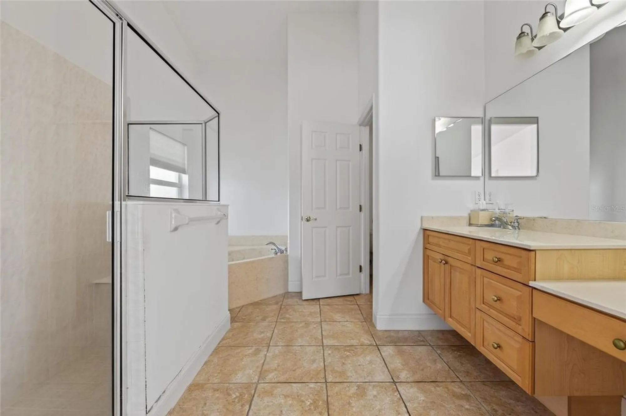 Property Slideshow image 21 of 30 | 5415 swordfern ct, Port Orange, FL, 32128