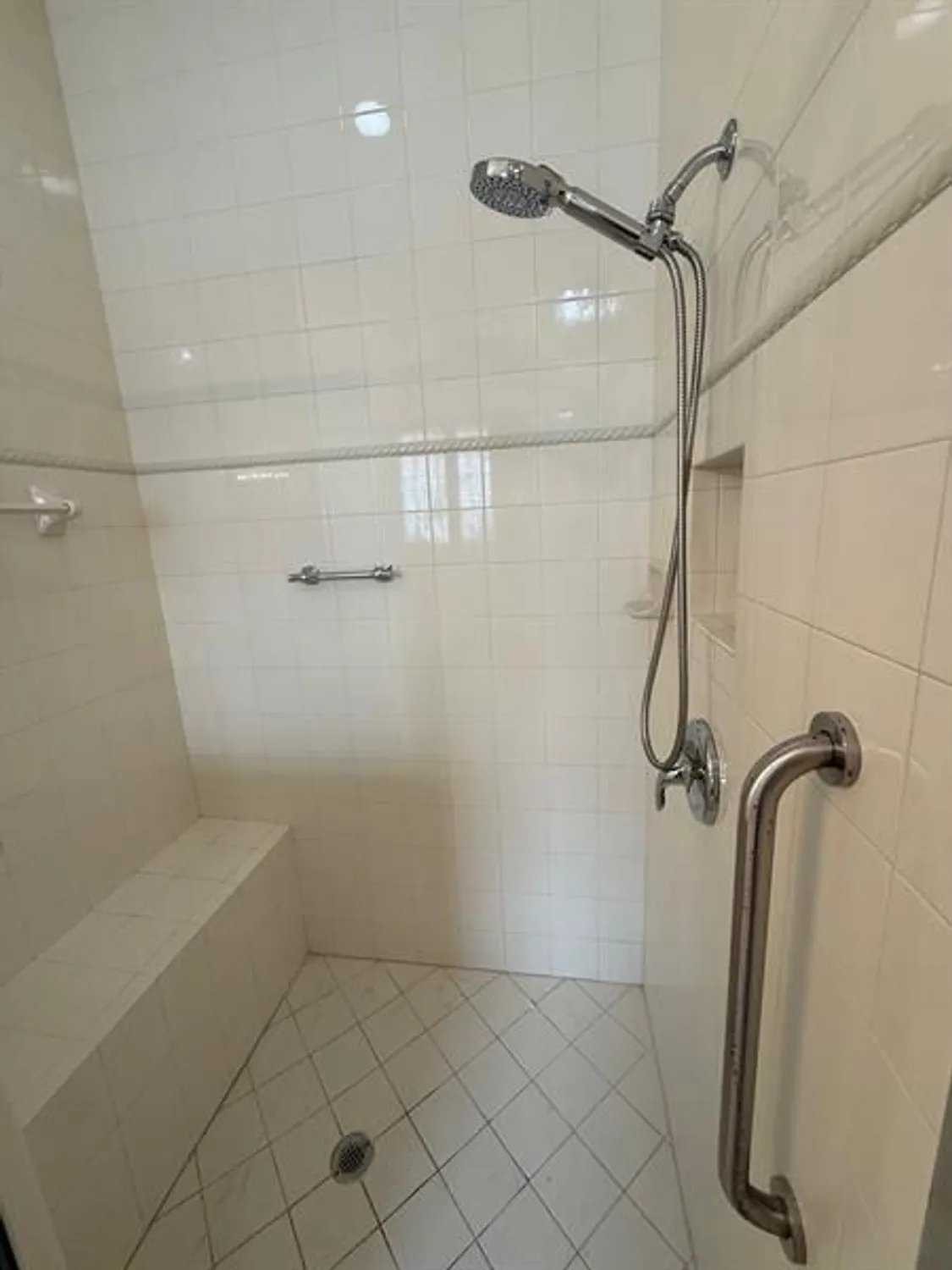 Property Slideshow image 9 of 25 | 12039 oakvista dr, Boynton Beach, FL, 33437