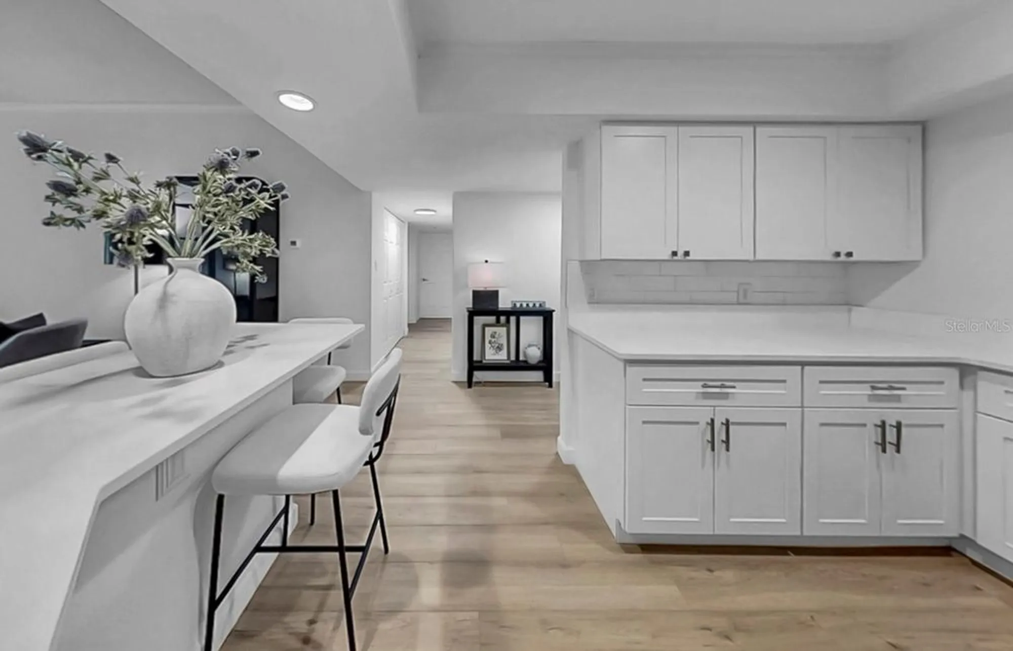 Property Slideshow image 8 of 58 | 7400 sun island dr 105, South Pasadena, FL, 33707