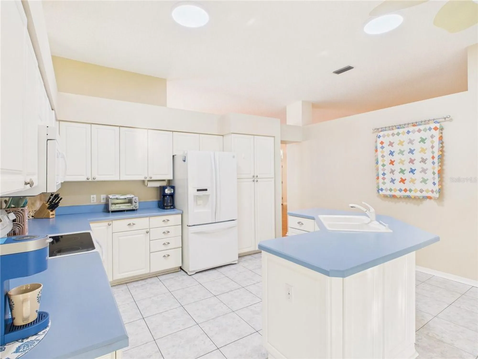 Property Slideshow image 10 of 28 | 1605 chavez ct, The Villages, FL, 32159