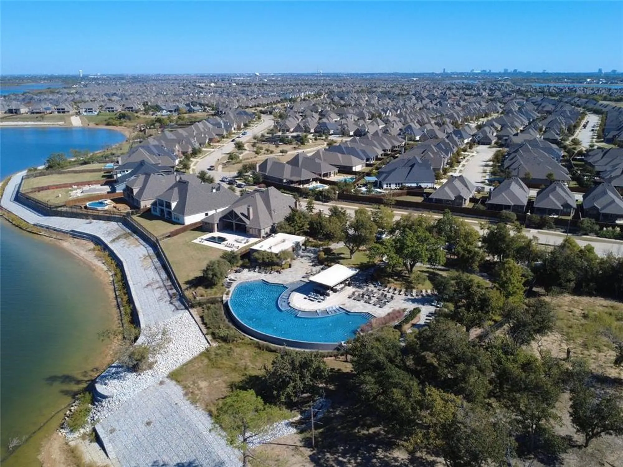 Property Slideshow image 37 of 39 | 2725 cumberland, The Colony, TX, 75056