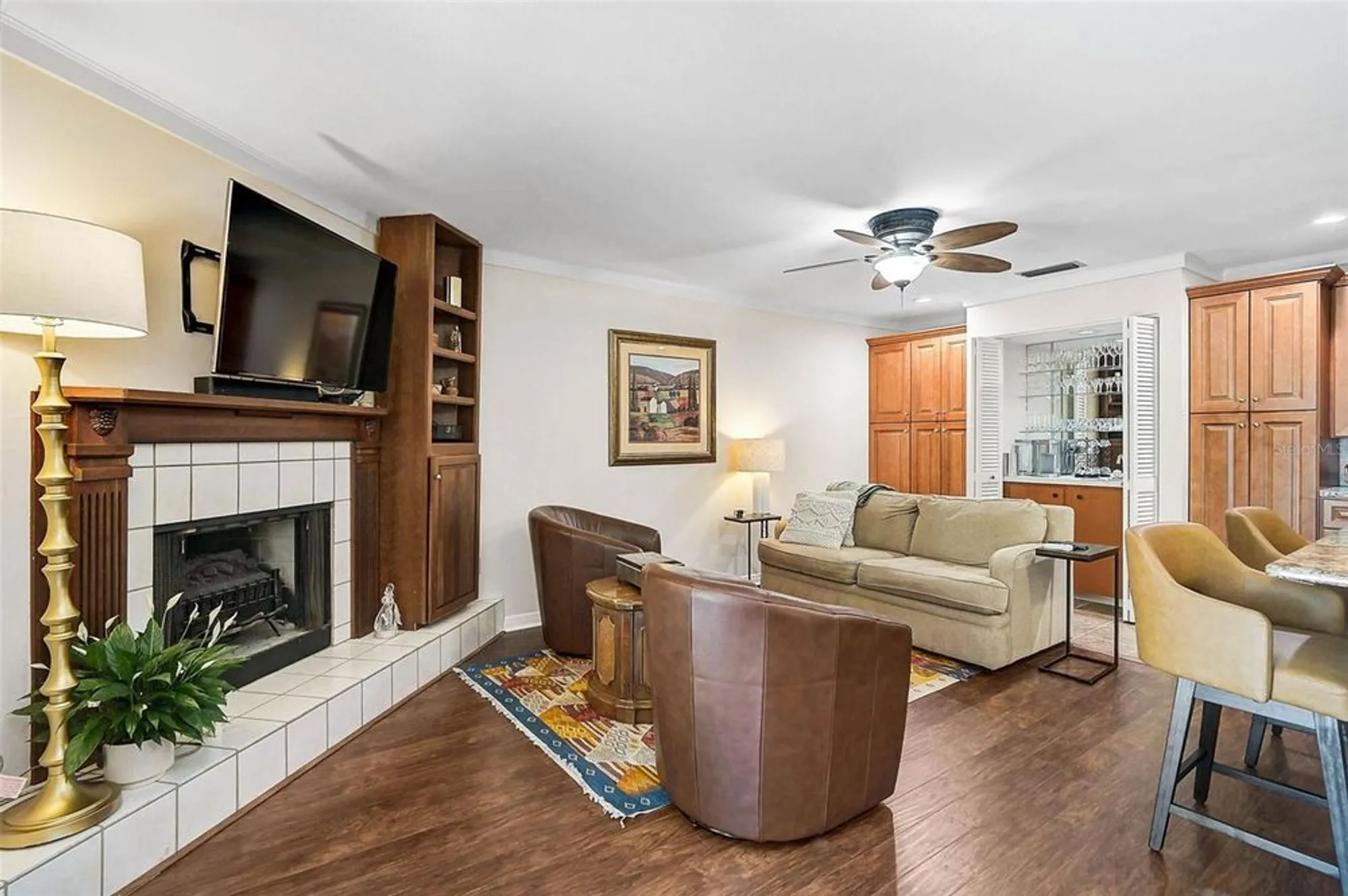 Property Slideshow image 36 of 61 | 3890 wilshire cir 27, Sarasota, FL, 34238