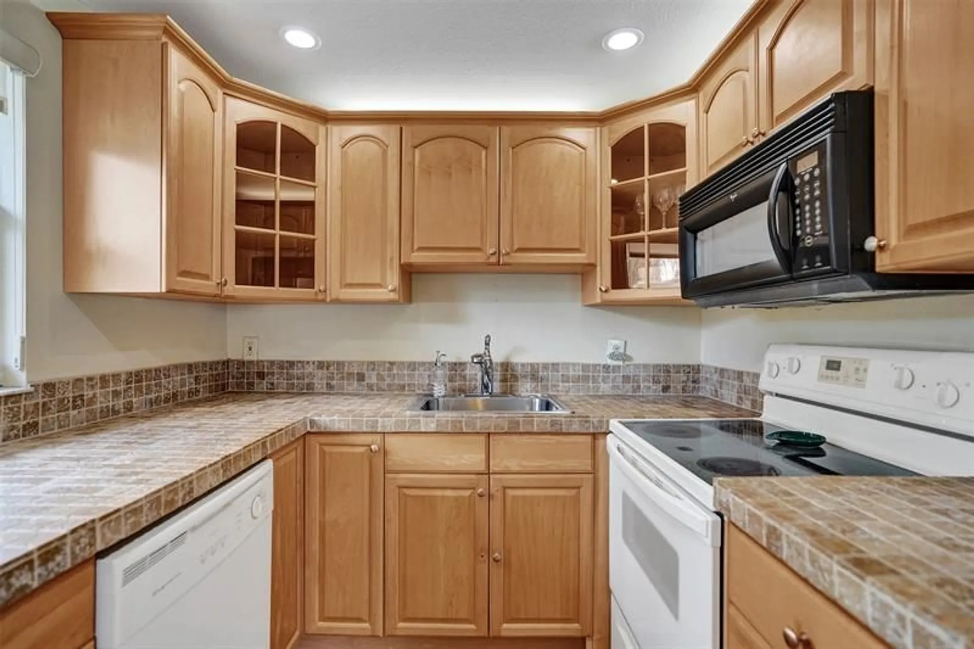 Property Slideshow image 9 of 31 | 232 tuscany d # 232, Delray Beach, FL, 33446