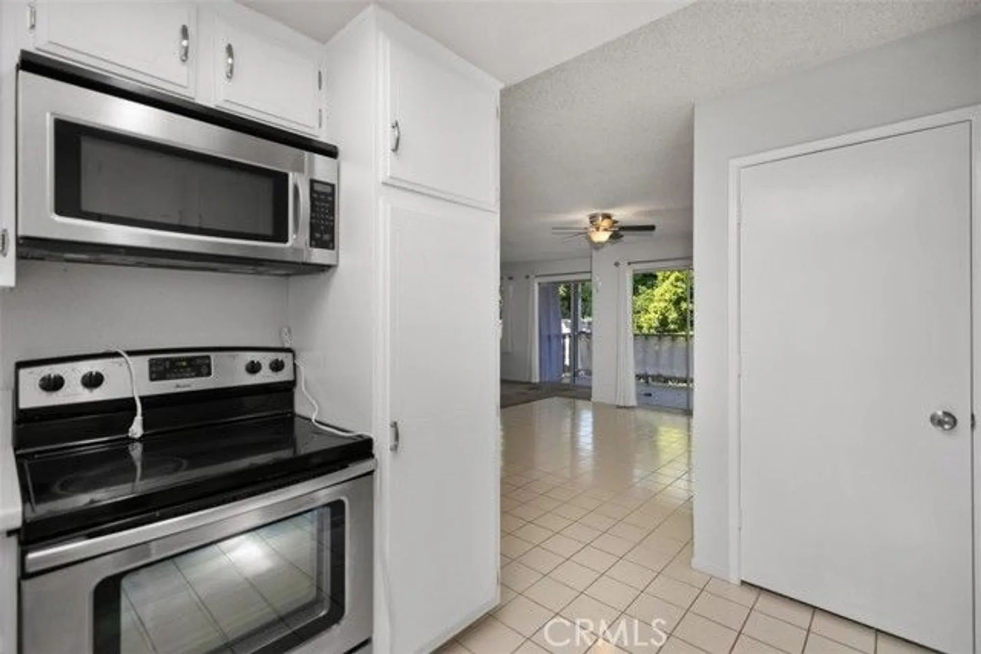Property Slideshow image 15 of 25 | 2405 via mariposa 2g, Laguna Woods, CA, 92637
