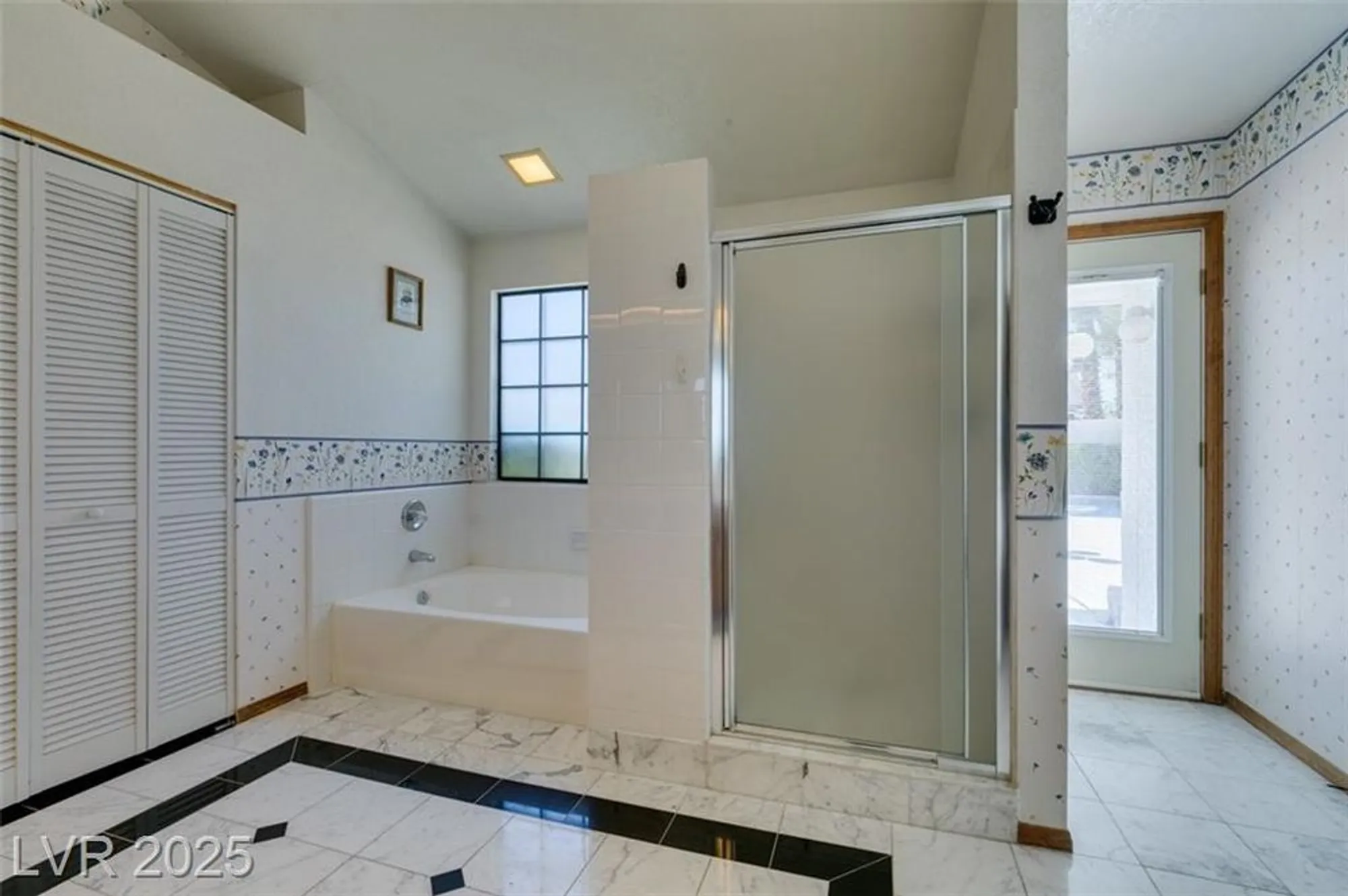 Property Slideshow image 33 of 74 | 5505 excelsior springs ln, Las Vegas, NV, 89130