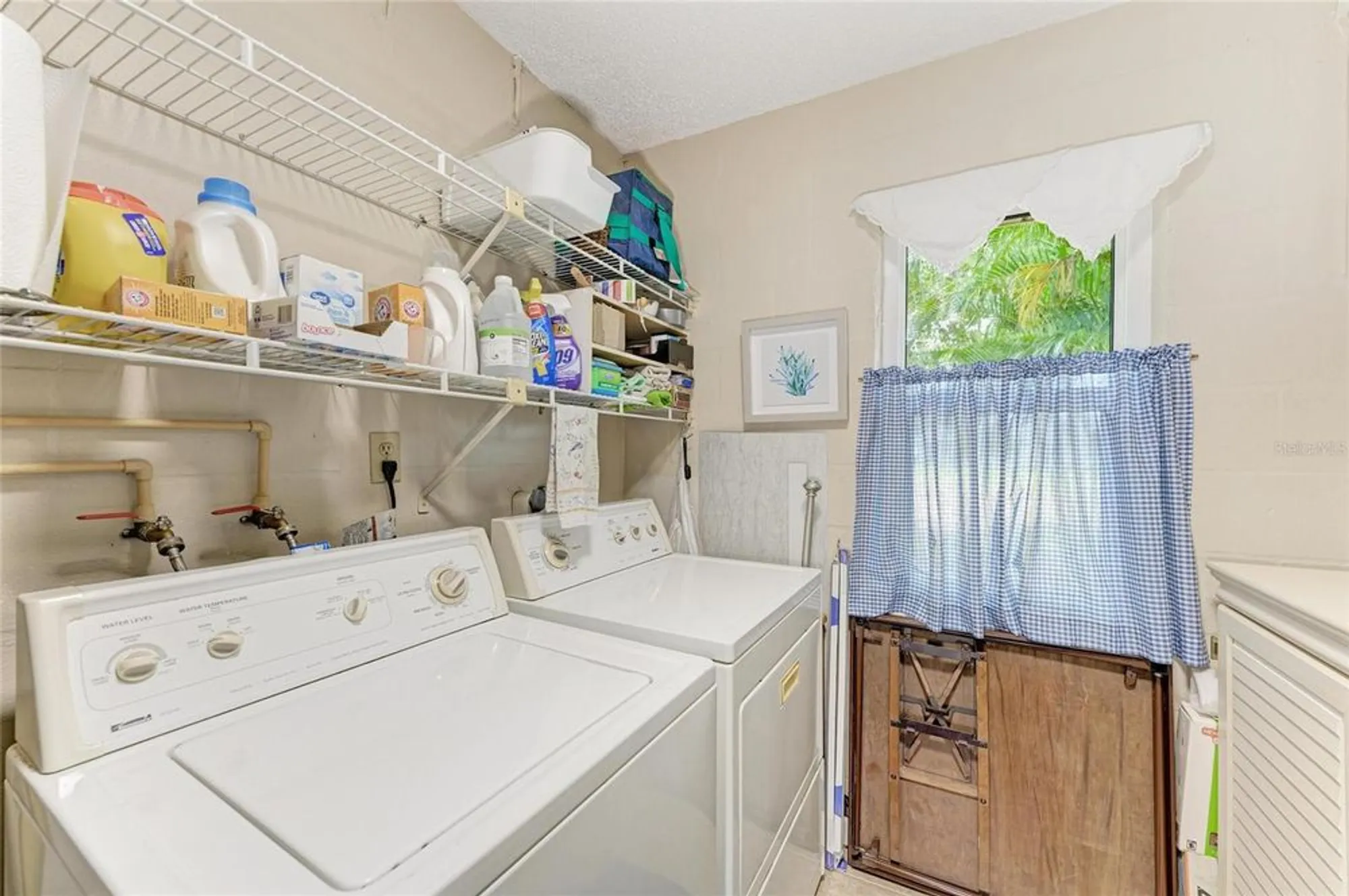 Property Slideshow image 25 of 46 | 1906 canterbury ln 16, Sun City Center, FL, 33573