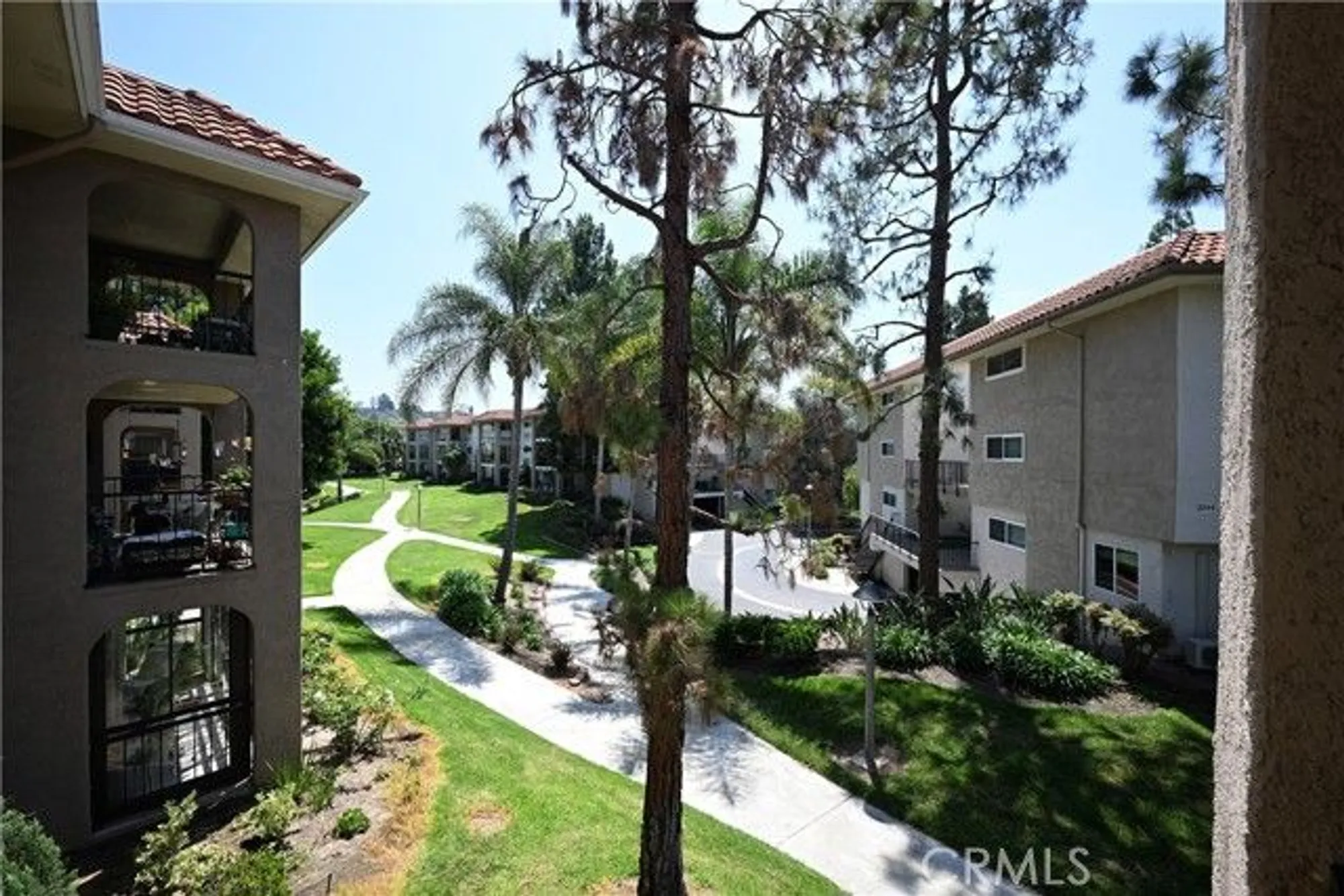 Property Slideshow image 10 of 22 | 3241 san amadeo 2h, Laguna Woods, CA, 92637