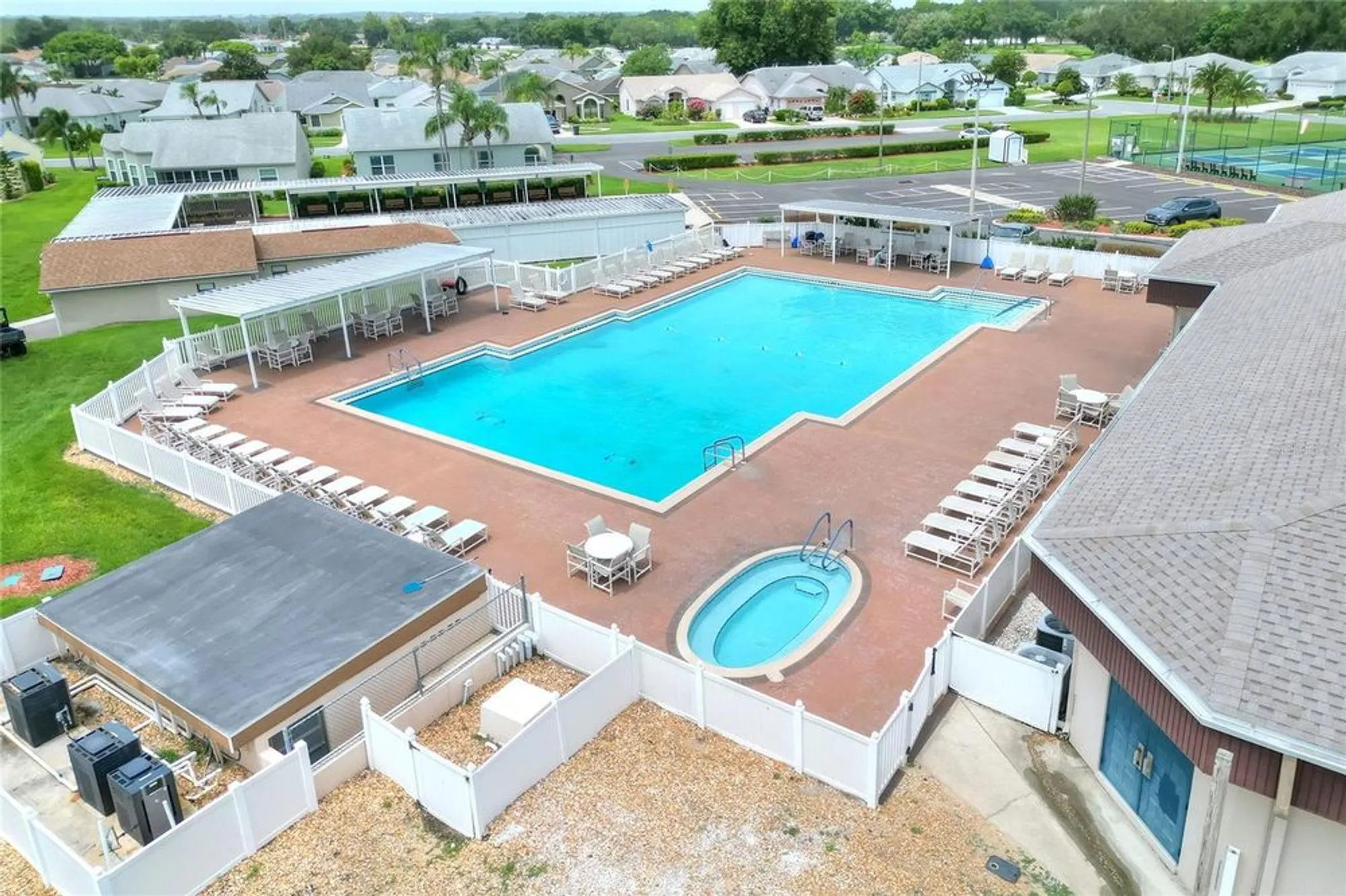 Property Slideshow image 88 of 90 | 6004 sanderling dr, Lakeland, FL, 33809