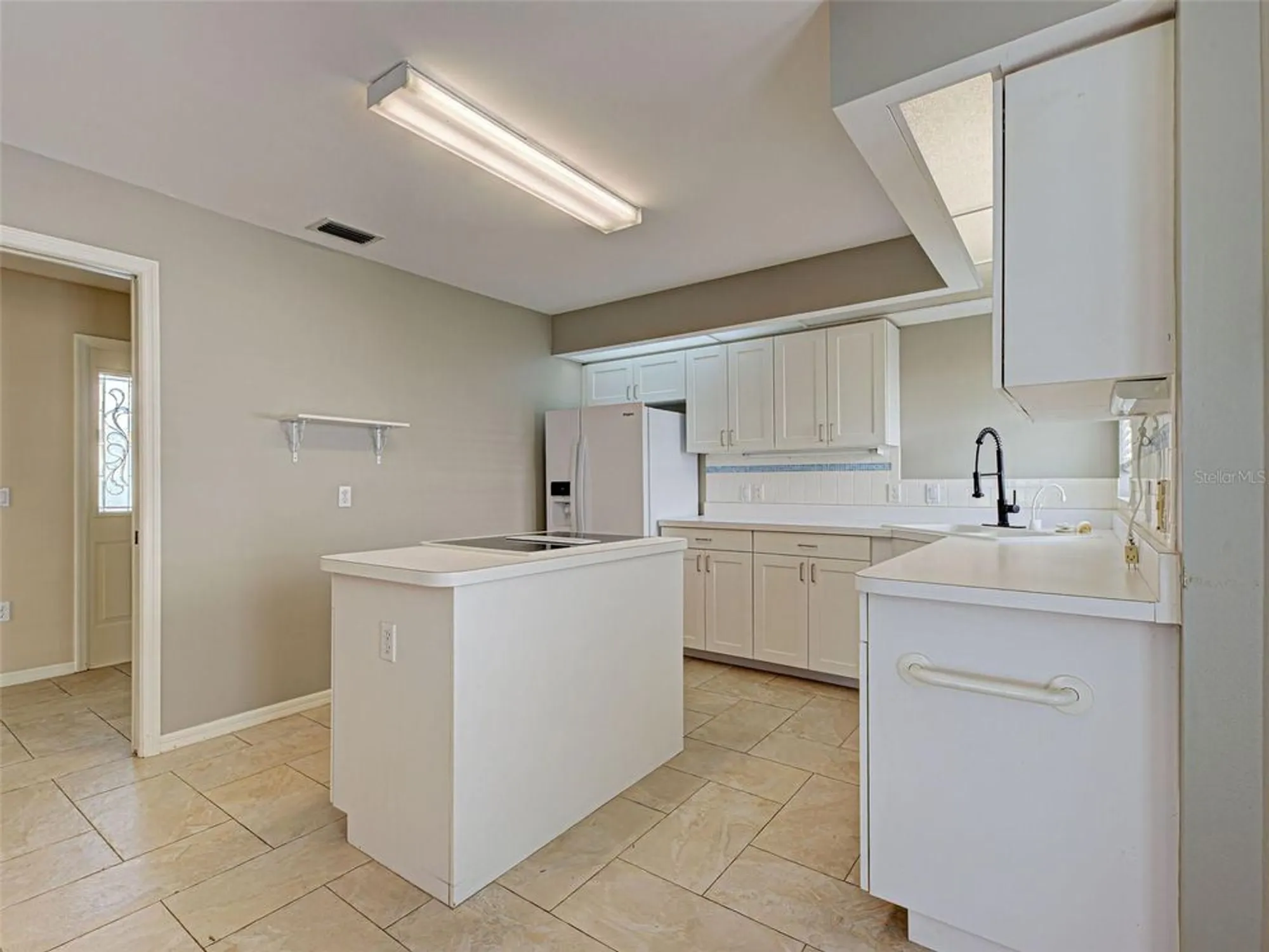 Property Slideshow image 14 of 62 | 720 brightside crescent dr 11, Venice, FL, 34293