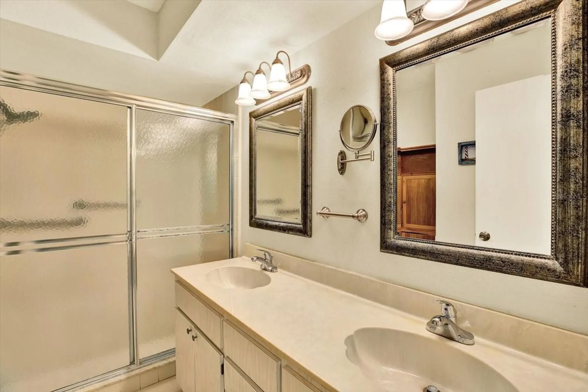 Property Slideshow image 11 of 27 | 6654 brambleleaf dr, Spring Hill, FL, 34606