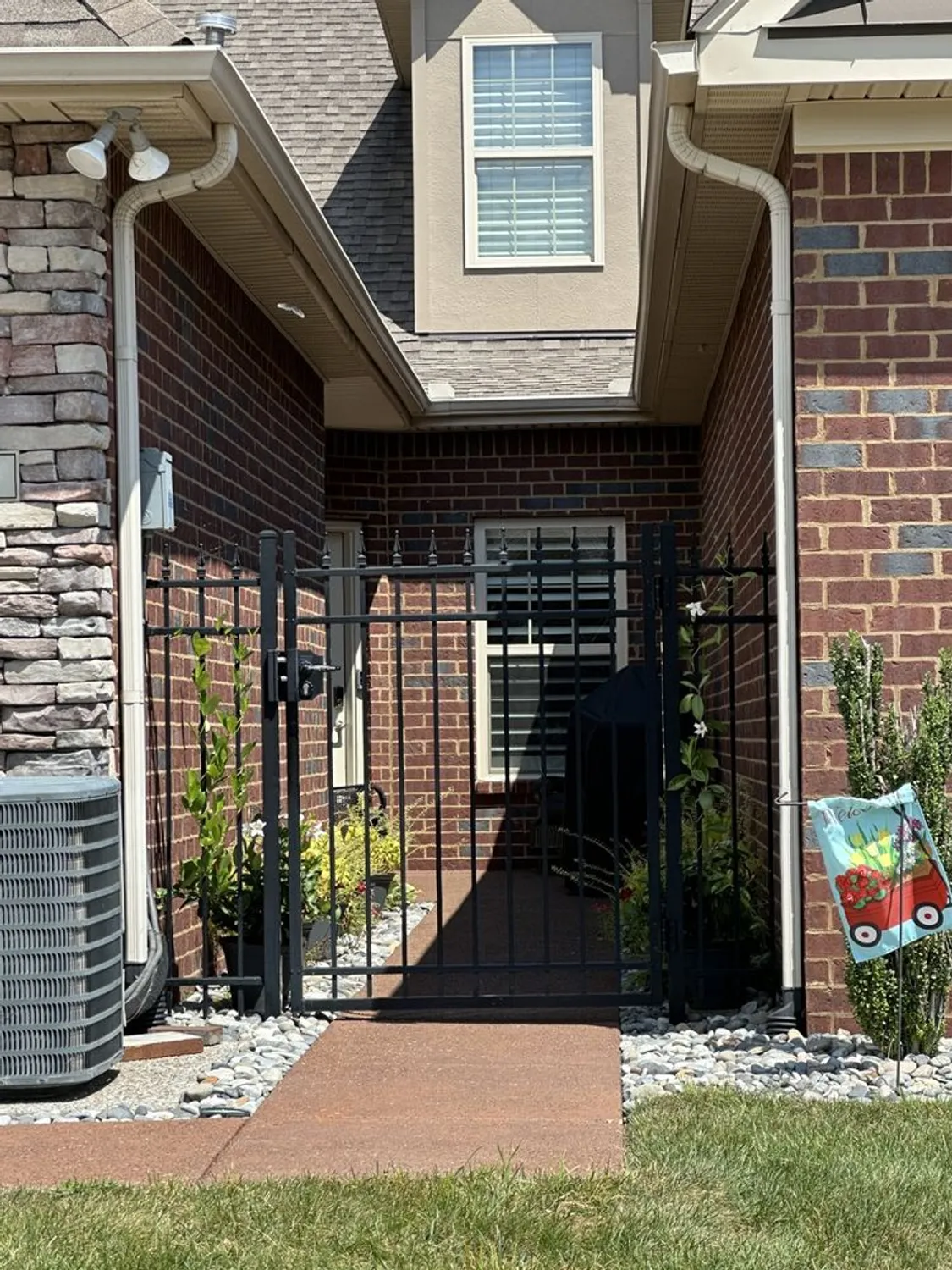 Property Slideshow image 39 of 71 | 240 glennister ct, Gallatin, TN, 37066