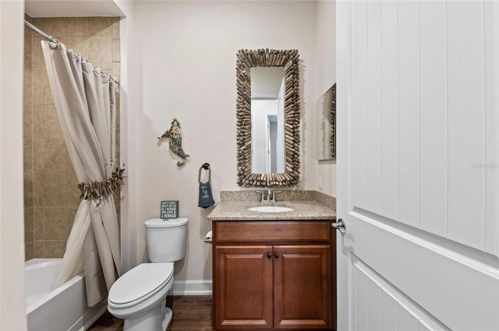 Property Slideshow image 52 of 99 | 241 sapphire lake dr 201, Bradenton, FL, 34209