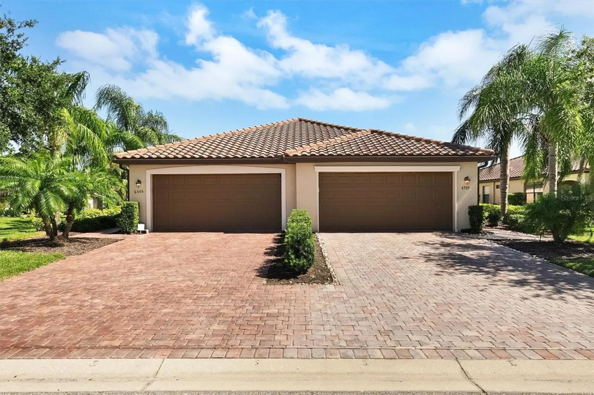 Property Slideshow image 1 of 29 | 6509 candlestick dr, Bradenton, FL, 34212