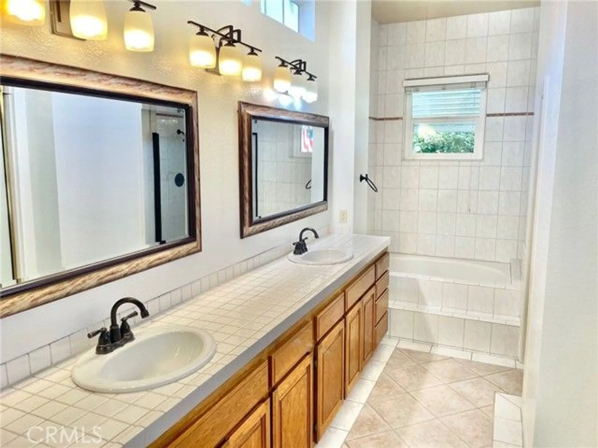 Property Slideshow image 12 of 19 | 1219 via san jacinto, San Marcos, CA, 92078