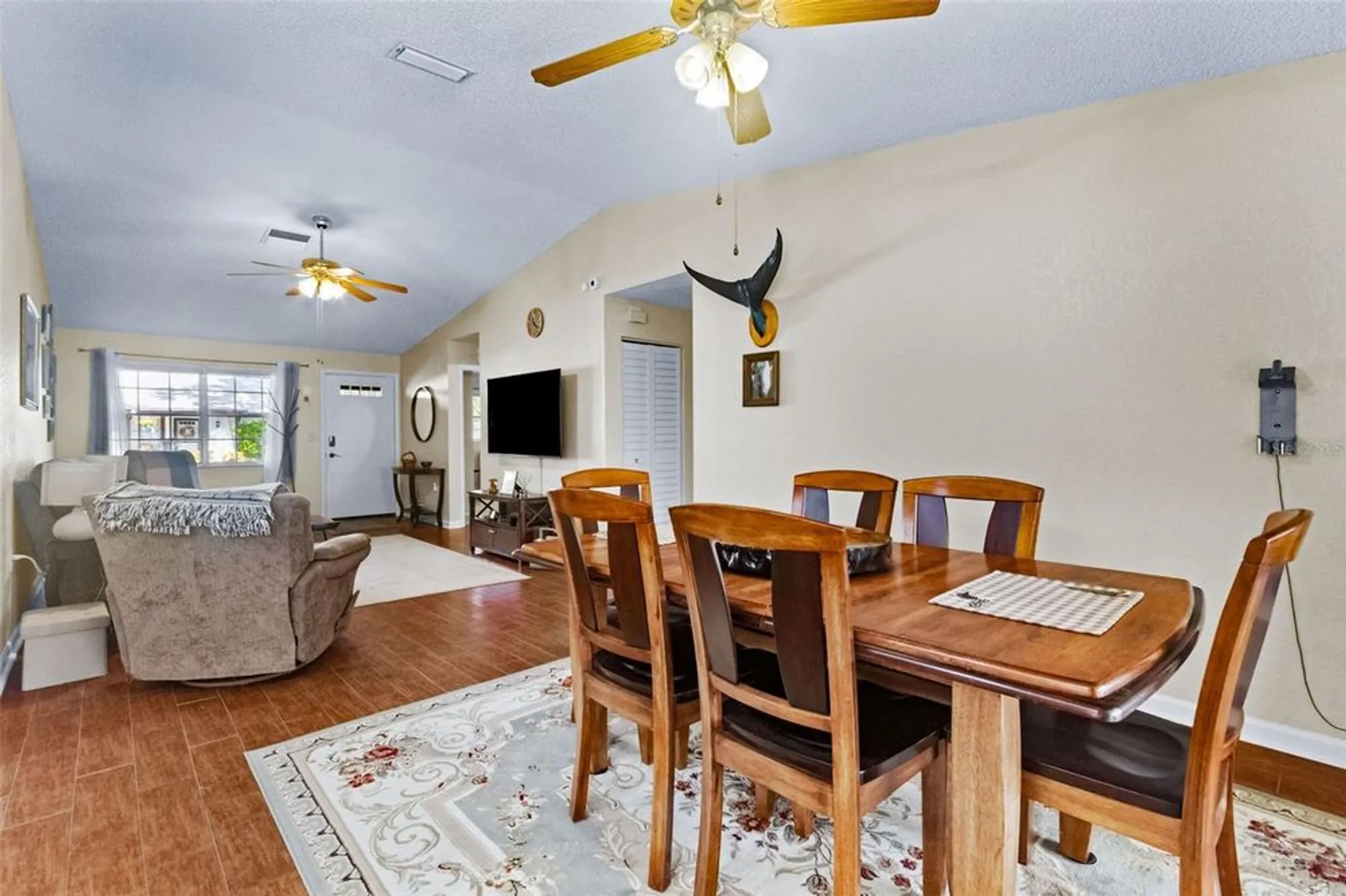 Property Slideshow image 7 of 37 | 1417 heather ridge blvd, Dunedin, FL, 34698