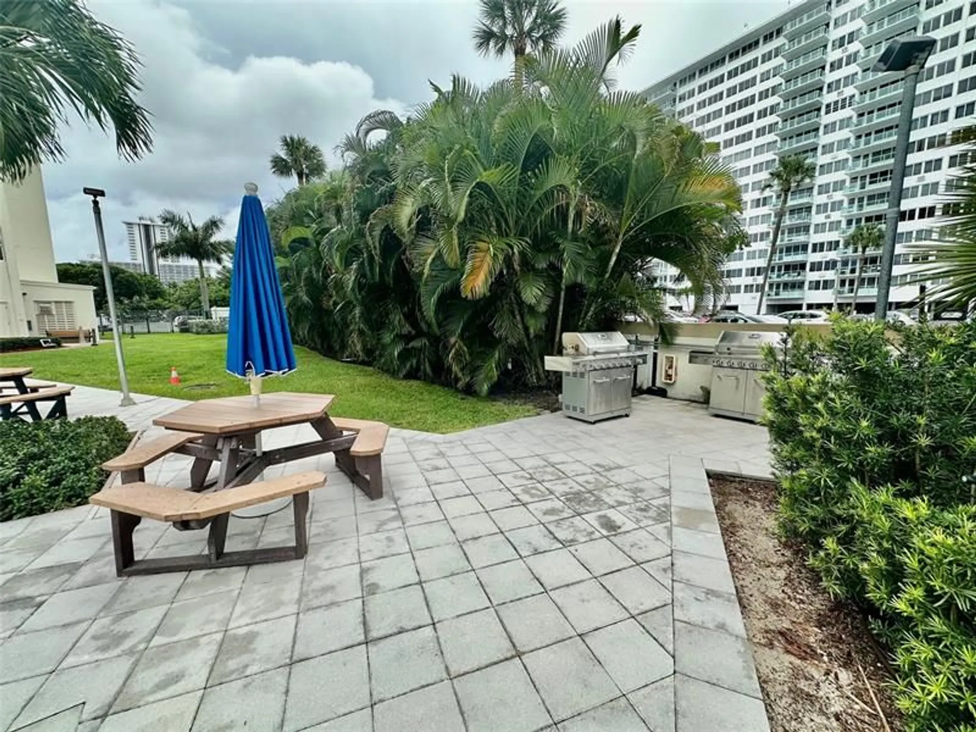 Property Slideshow image 41 of 45 | 3200 ne 36th st apt 1412a, Fort Lauderdale, FL, 33308