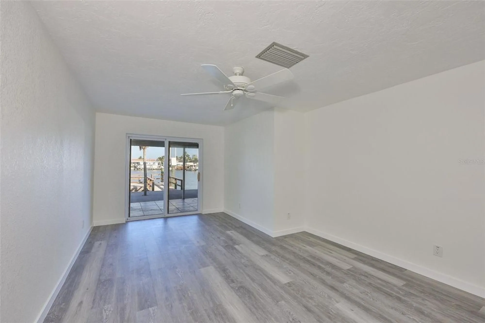 Property Slideshow image 10 of 25 | 439 boca ciega point blvd n, St Petersburg, FL, 33708