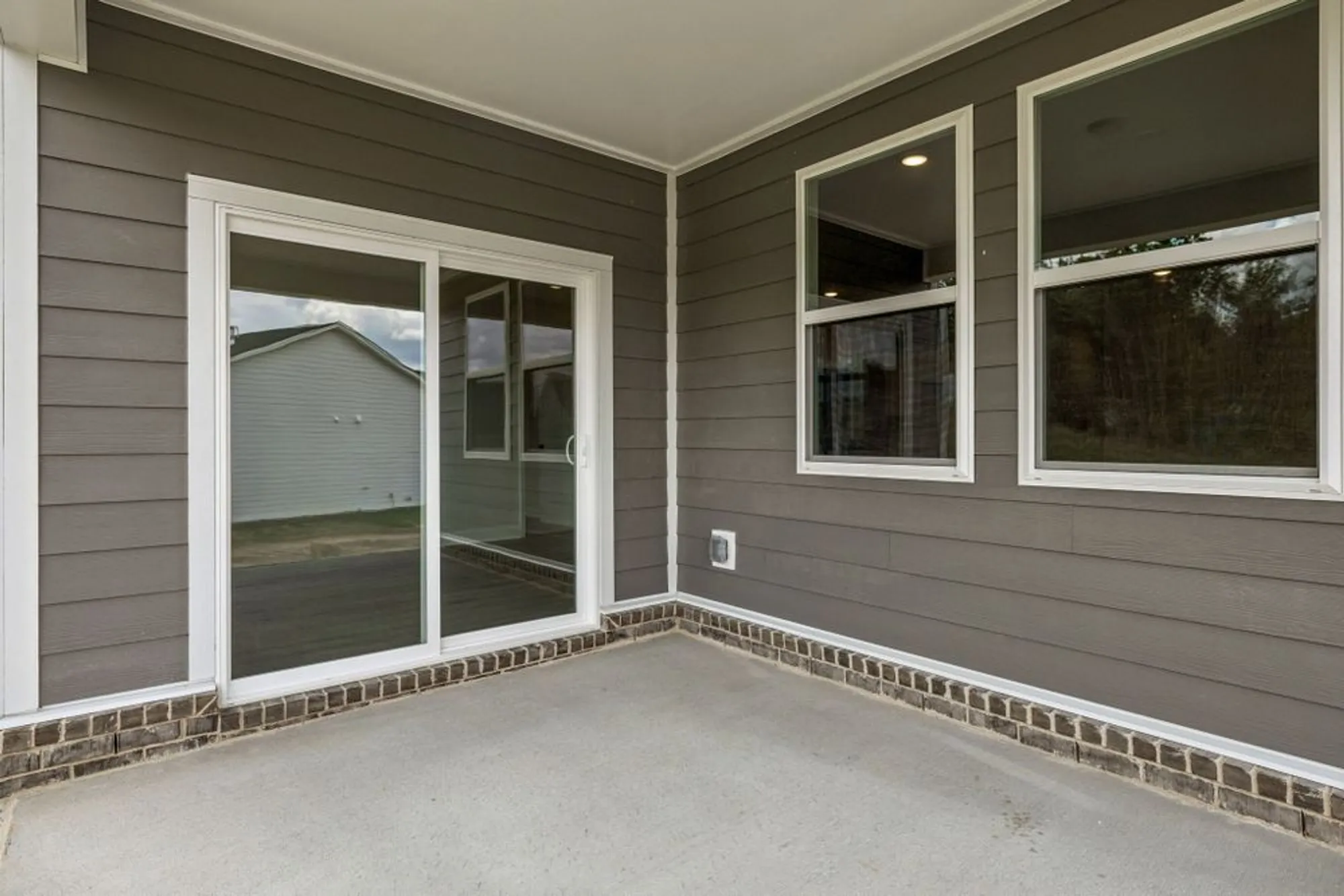 Property Slideshow image 36 of 41 | 120 holly rdg, Antioch, TN, 37013