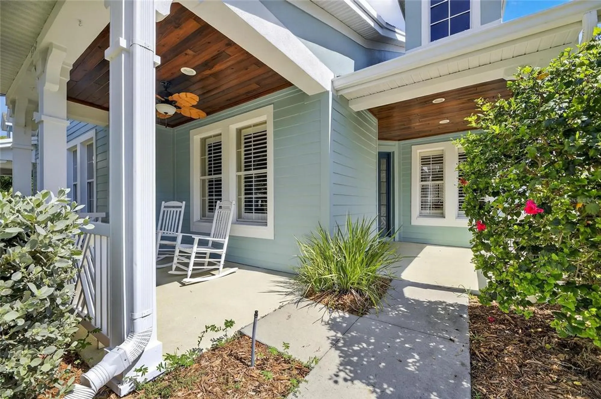 Property Slideshow image 10 of 85 | 5312 golden isles dr, Apollo Beach, FL, 33572