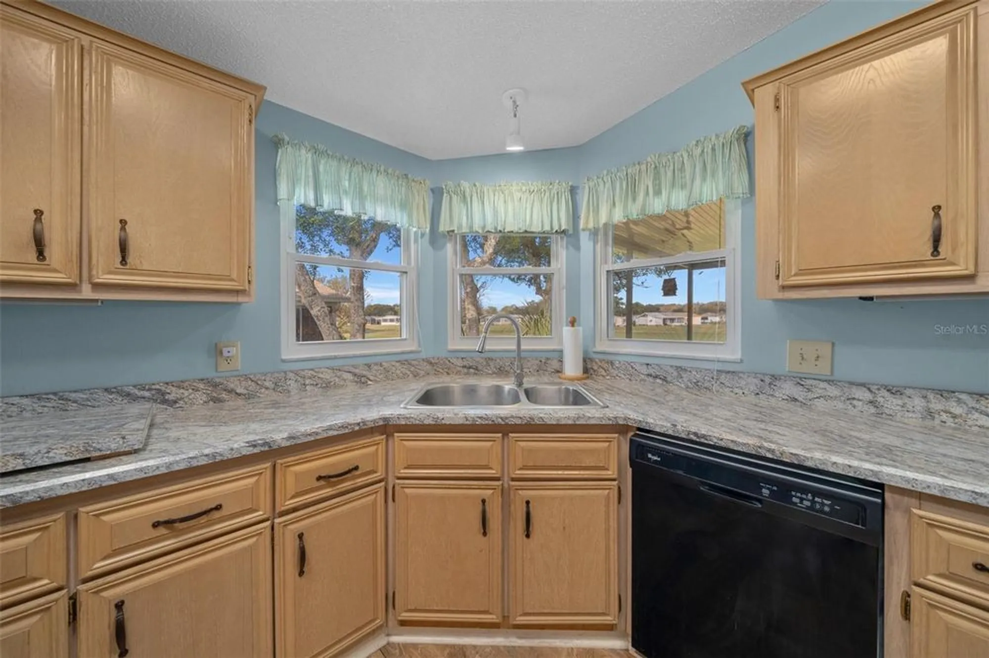 Property Slideshow image 38 of 51 | 1717 lilly ln, Lady Lake, FL, 32159