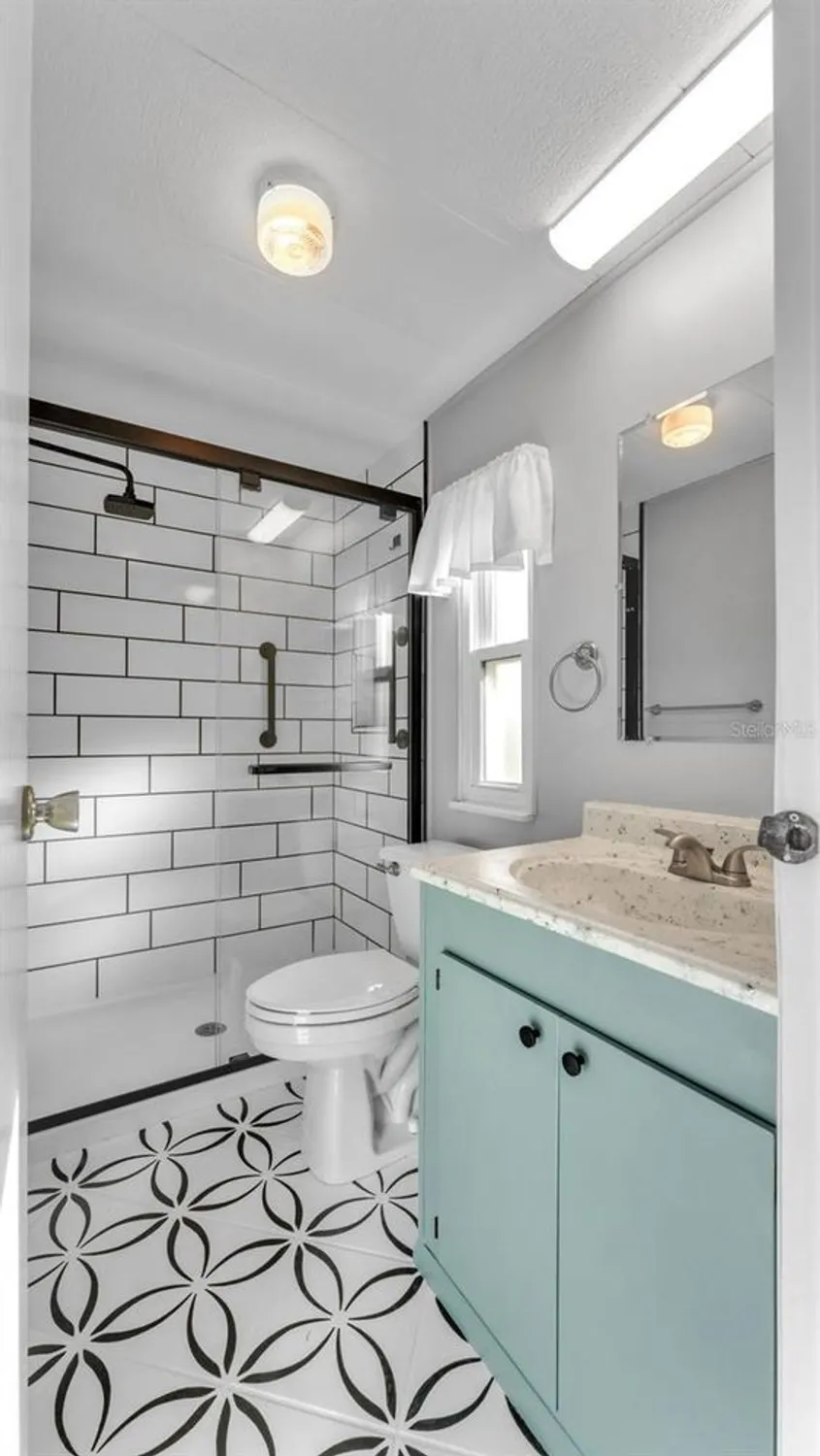 Property Slideshow image 24 of 59 | 5079 lodgewood dr, Lakeland, FL, 33810