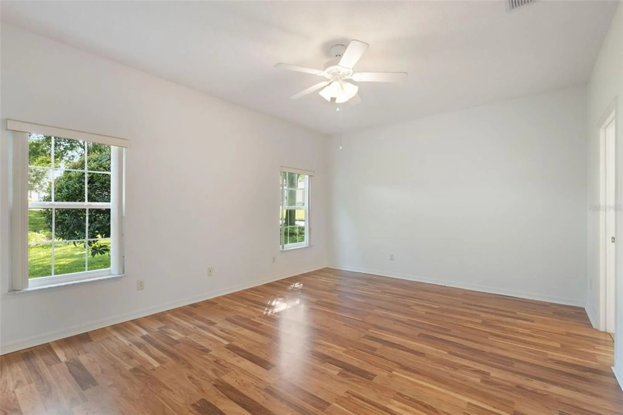 Property Slideshow image 14 of 61 | 24502 parlange ct, Leesburg, FL, 34748