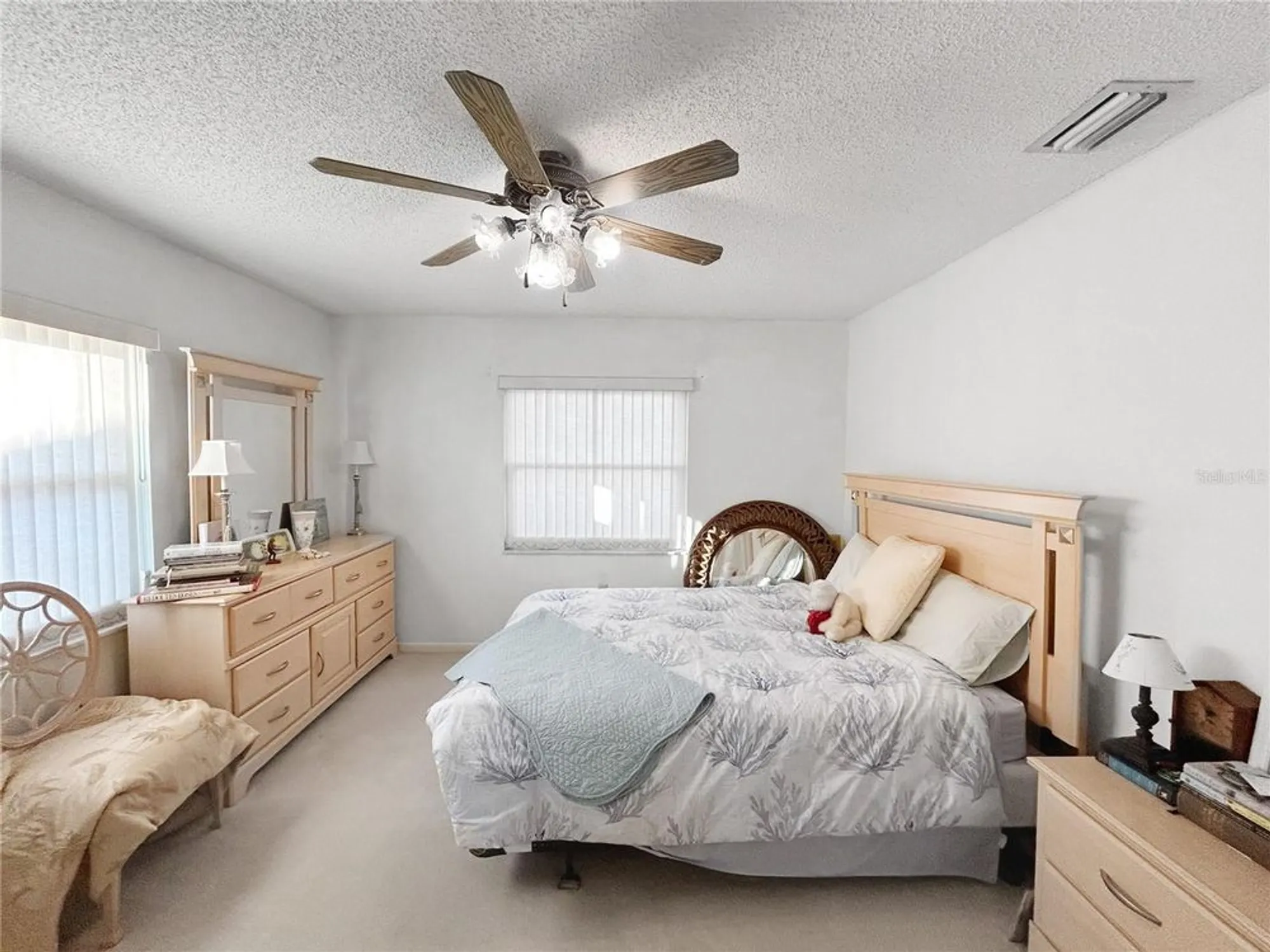 Property Slideshow image 21 of 24 | 703 ojai ave, Sun City Center, FL, 33573