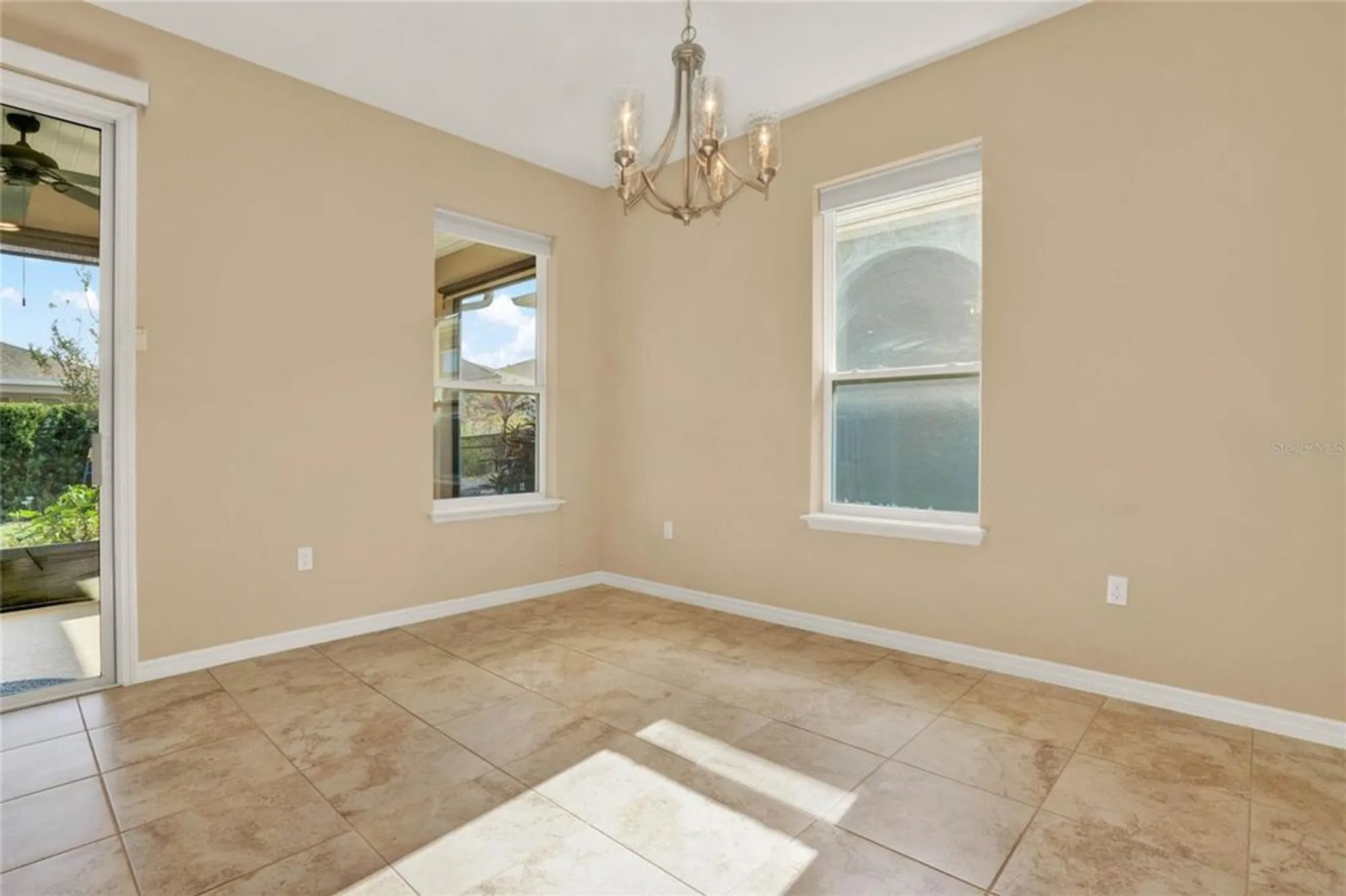 Property Slideshow image 13 of 57 | 440 alcove dr, Groveland, FL, 34736