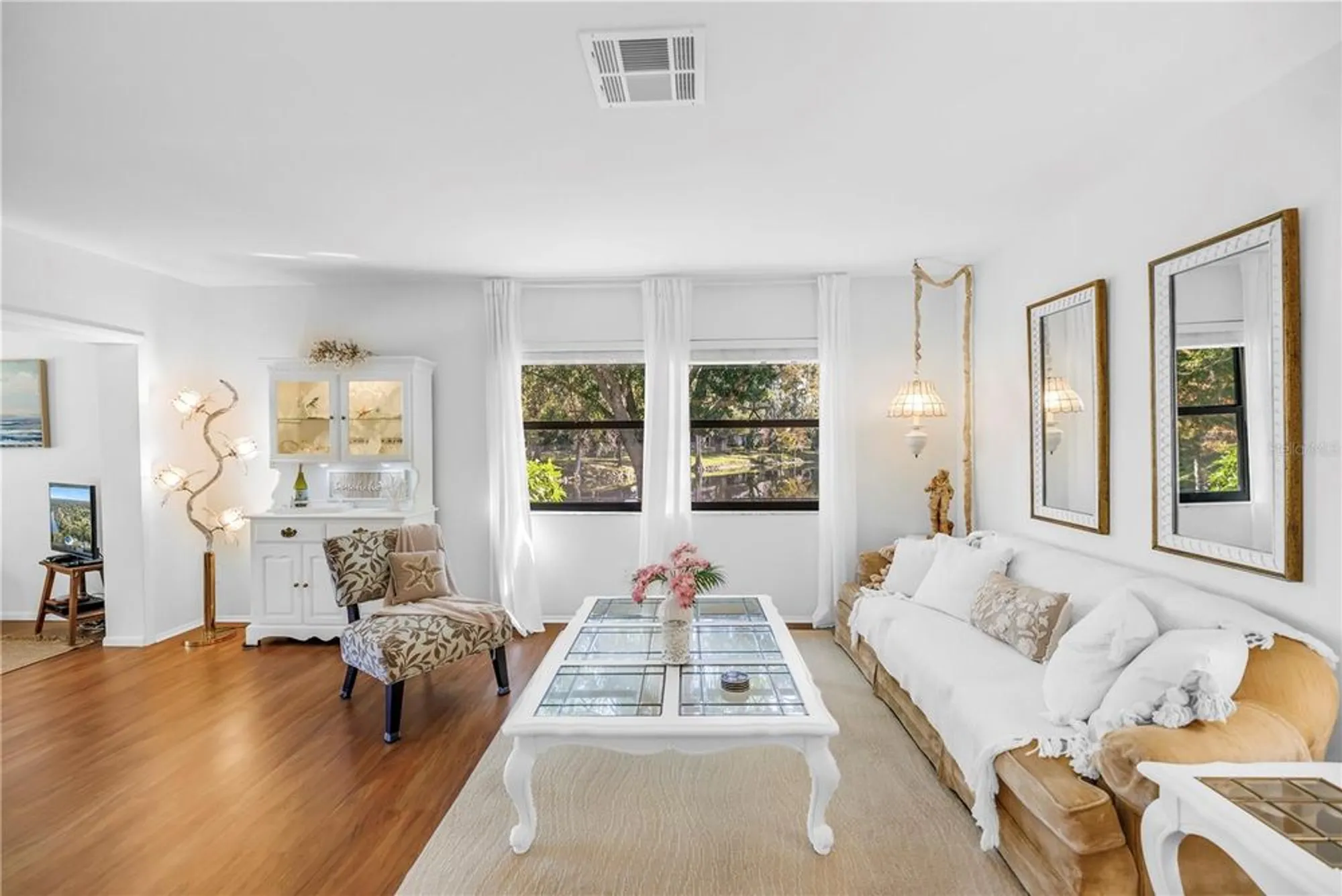 Property Slideshow image 13 of 52 | 2585 bay berry dr 43d, Clearwater, FL, 33763